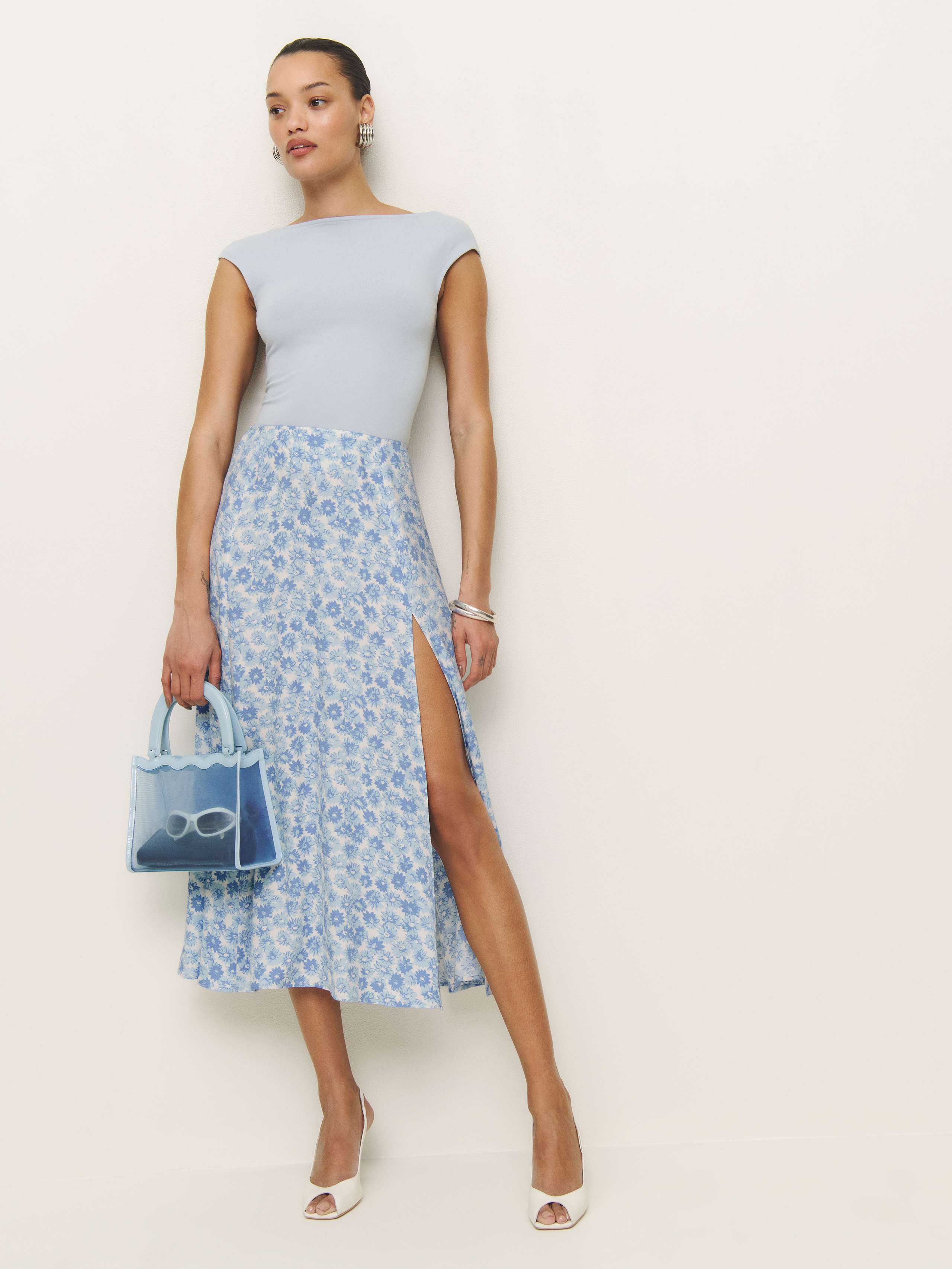 REFORMATION ZOE SKIRT BLUE DAISY 12