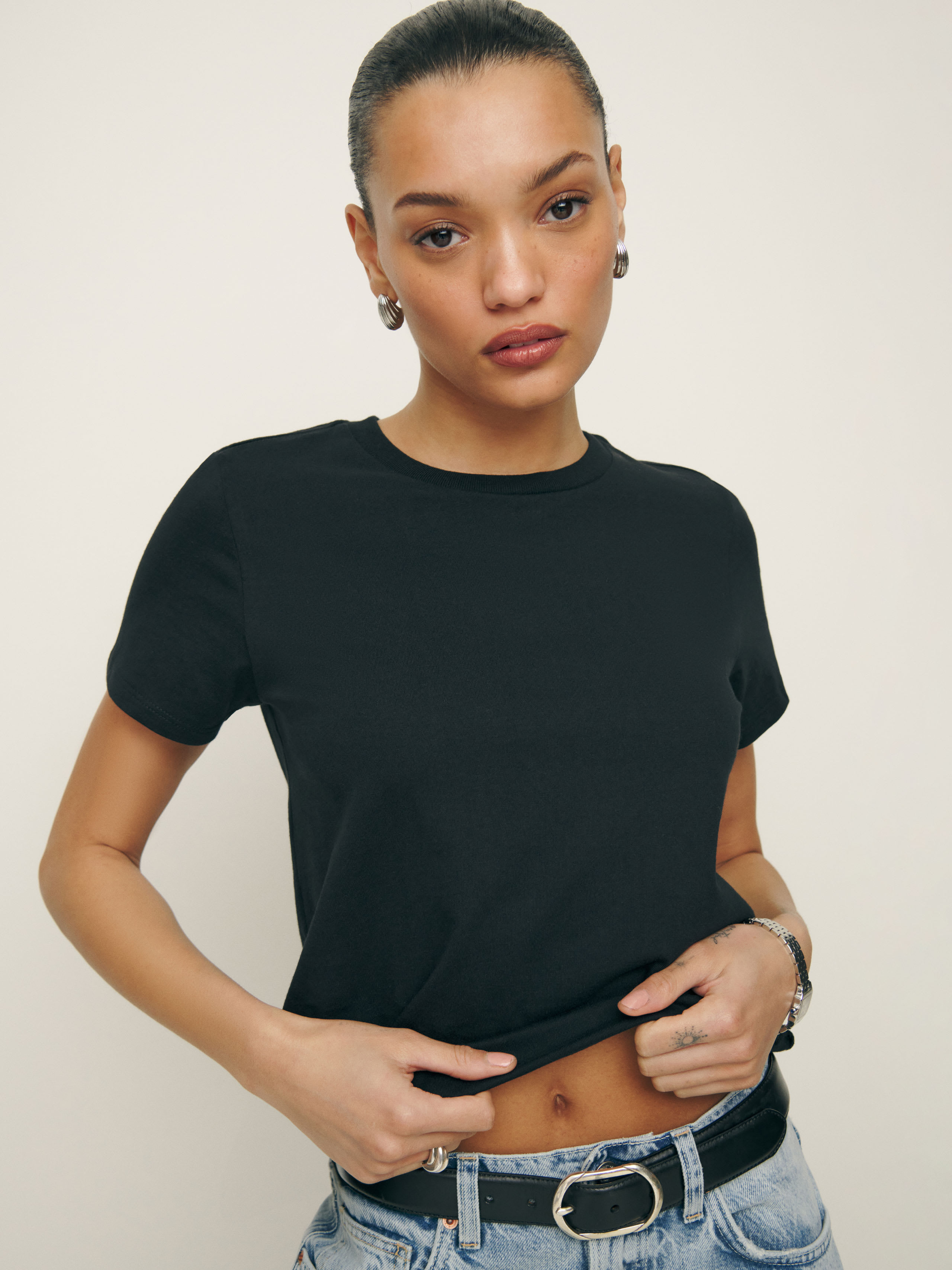 Reformation Classic Crew Tee In Black