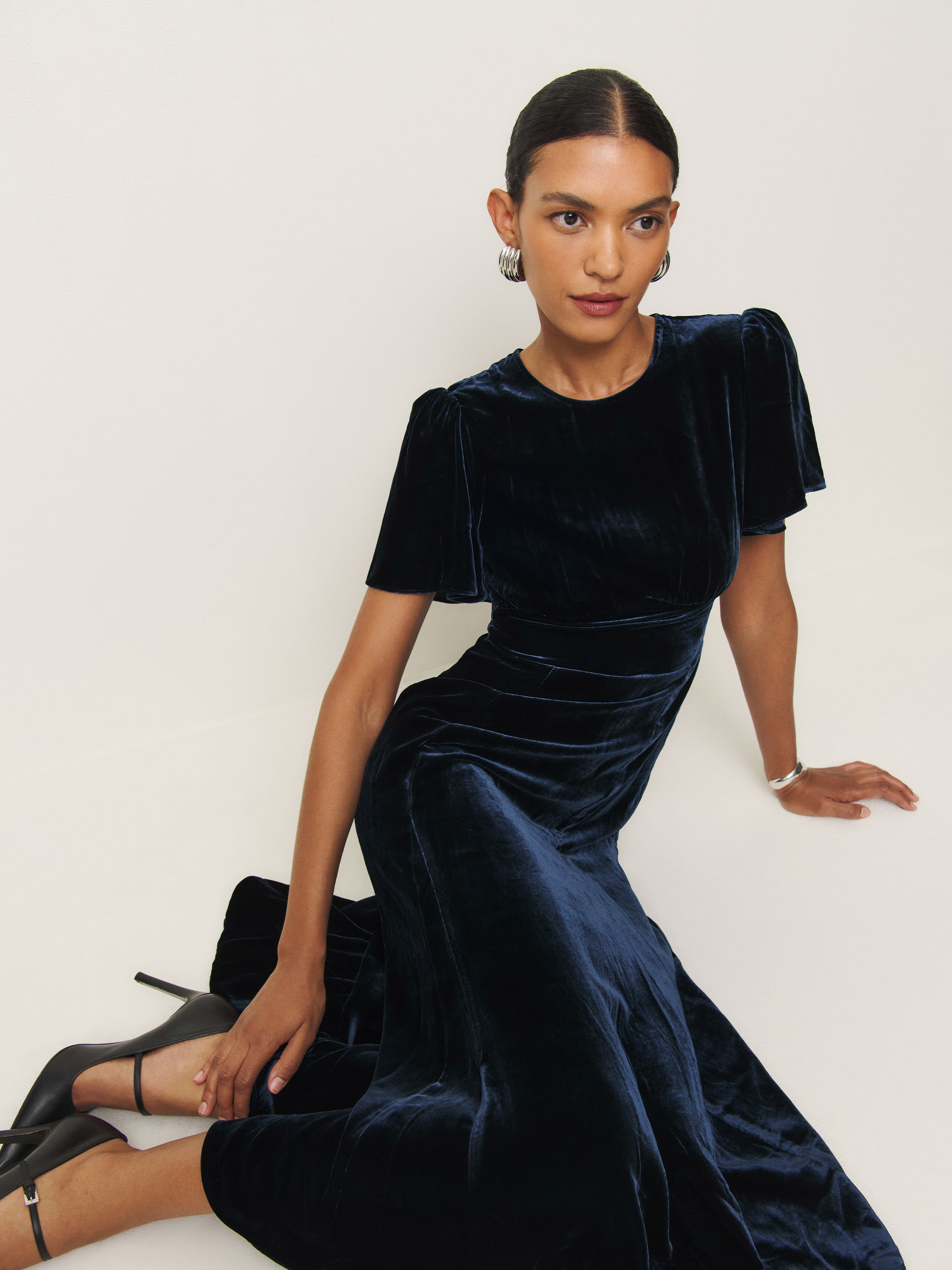 sleeveless navy midi dress Navy Blue Striped Ribbed Knit Sleeveless Midi Dress – PinkBlush