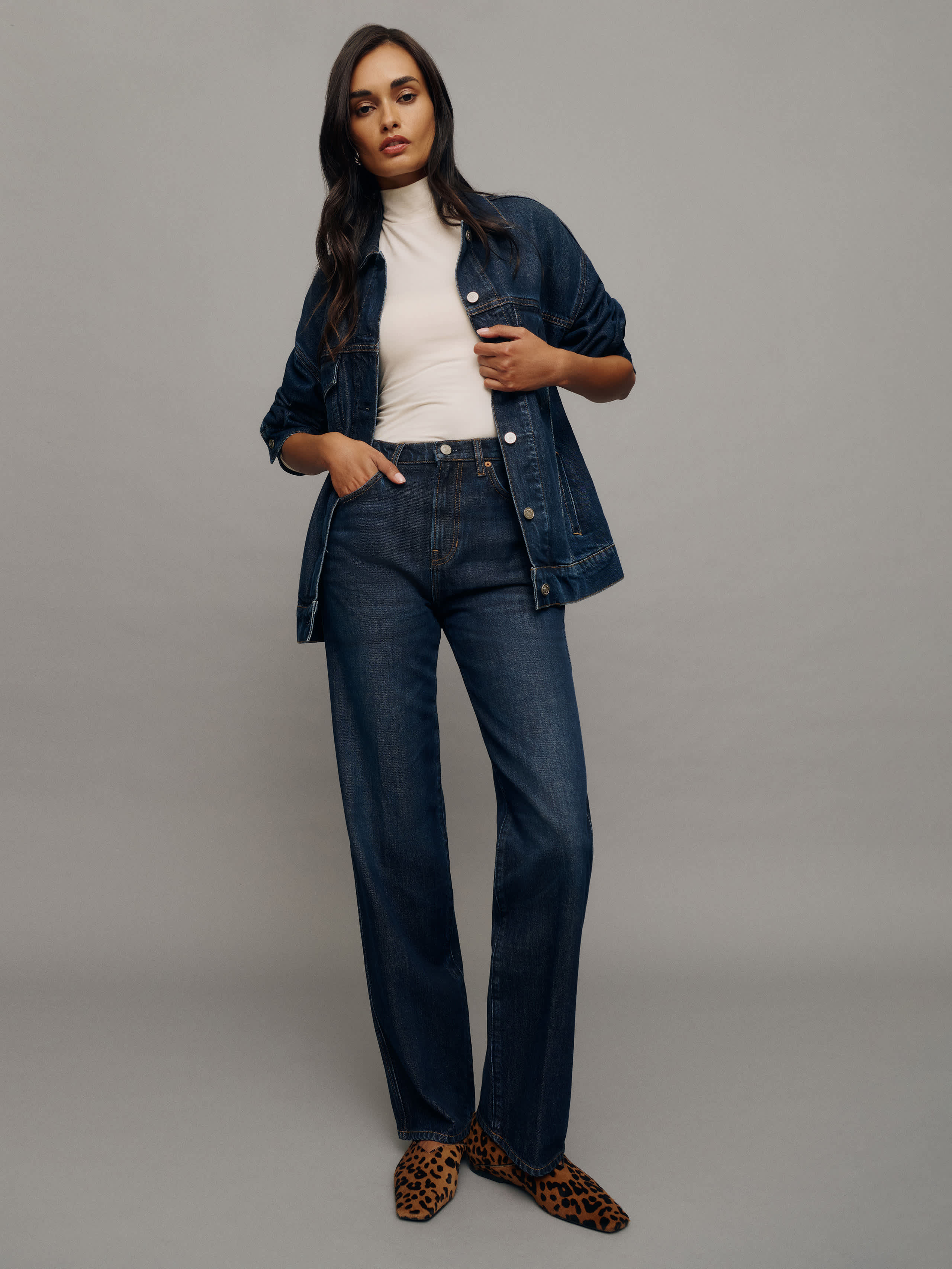 Reformation Val 90s Mid Rise Straight Jeans In Ahurani