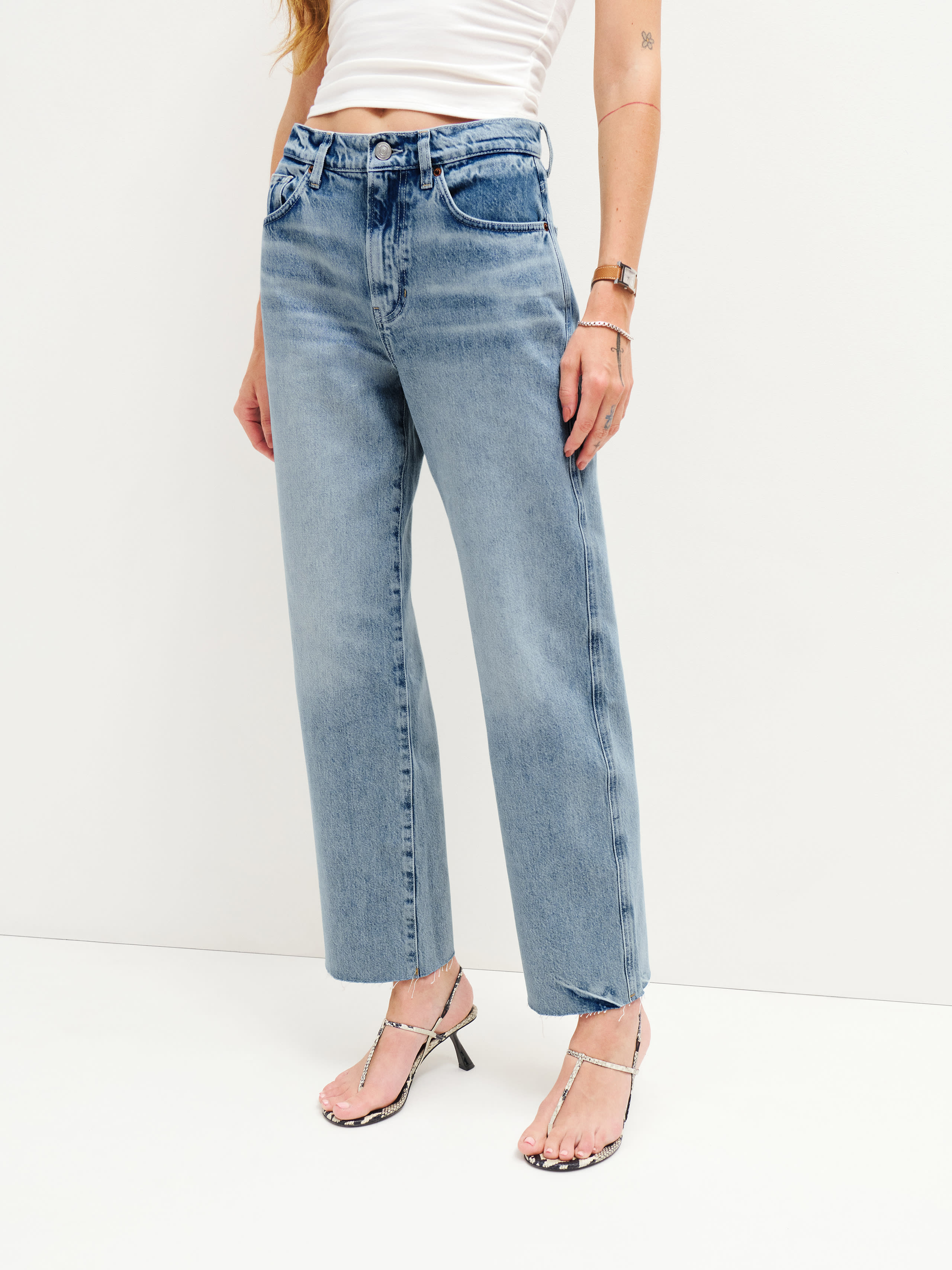 Reformation Val 90s Mid Rise Straight Cropped Jeans In Manzanita