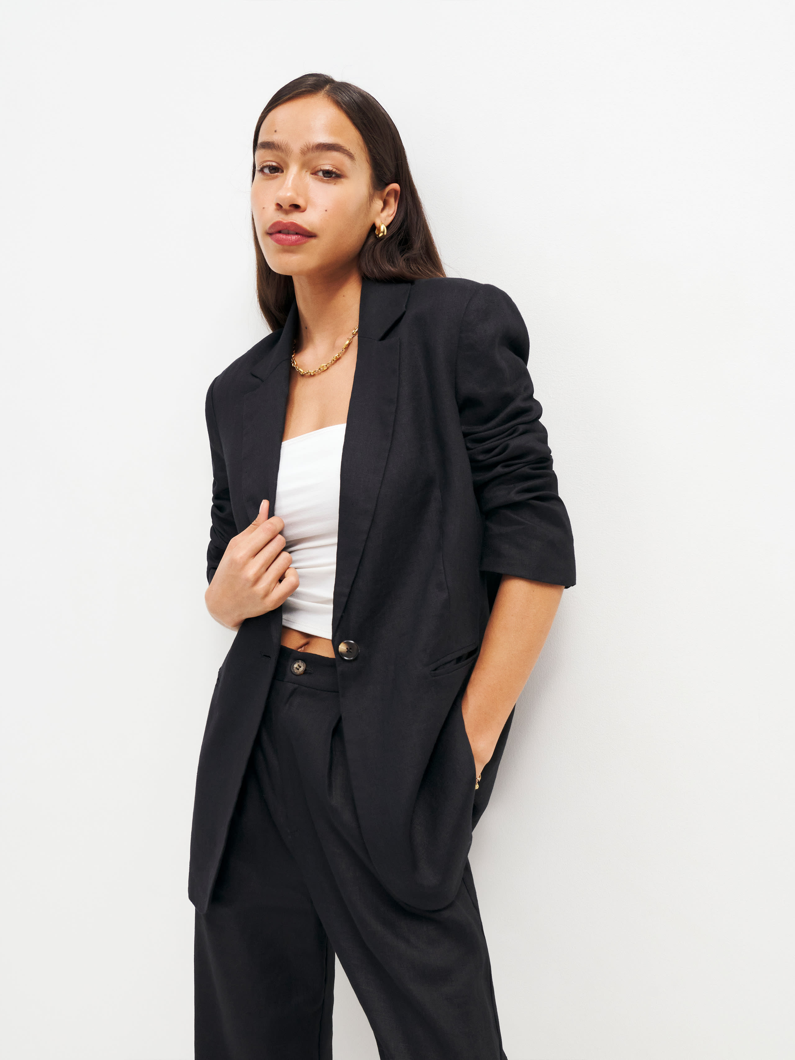 Reformation The Classic Relaxed Linen Blazer In Black