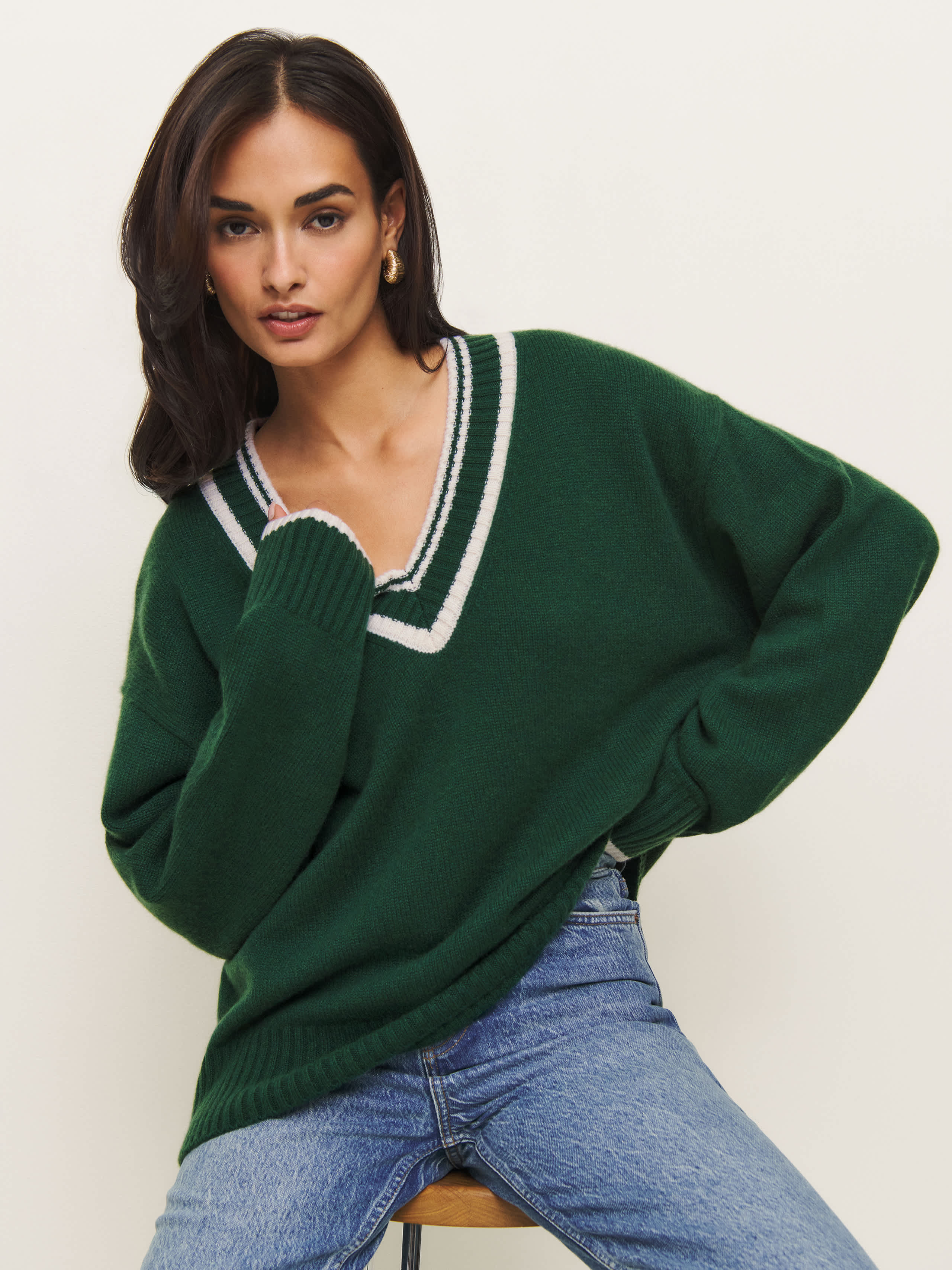 Reformation Jadey Cashmere Oversized V-neck Sweater In Dark Pine Gossamer Stripe