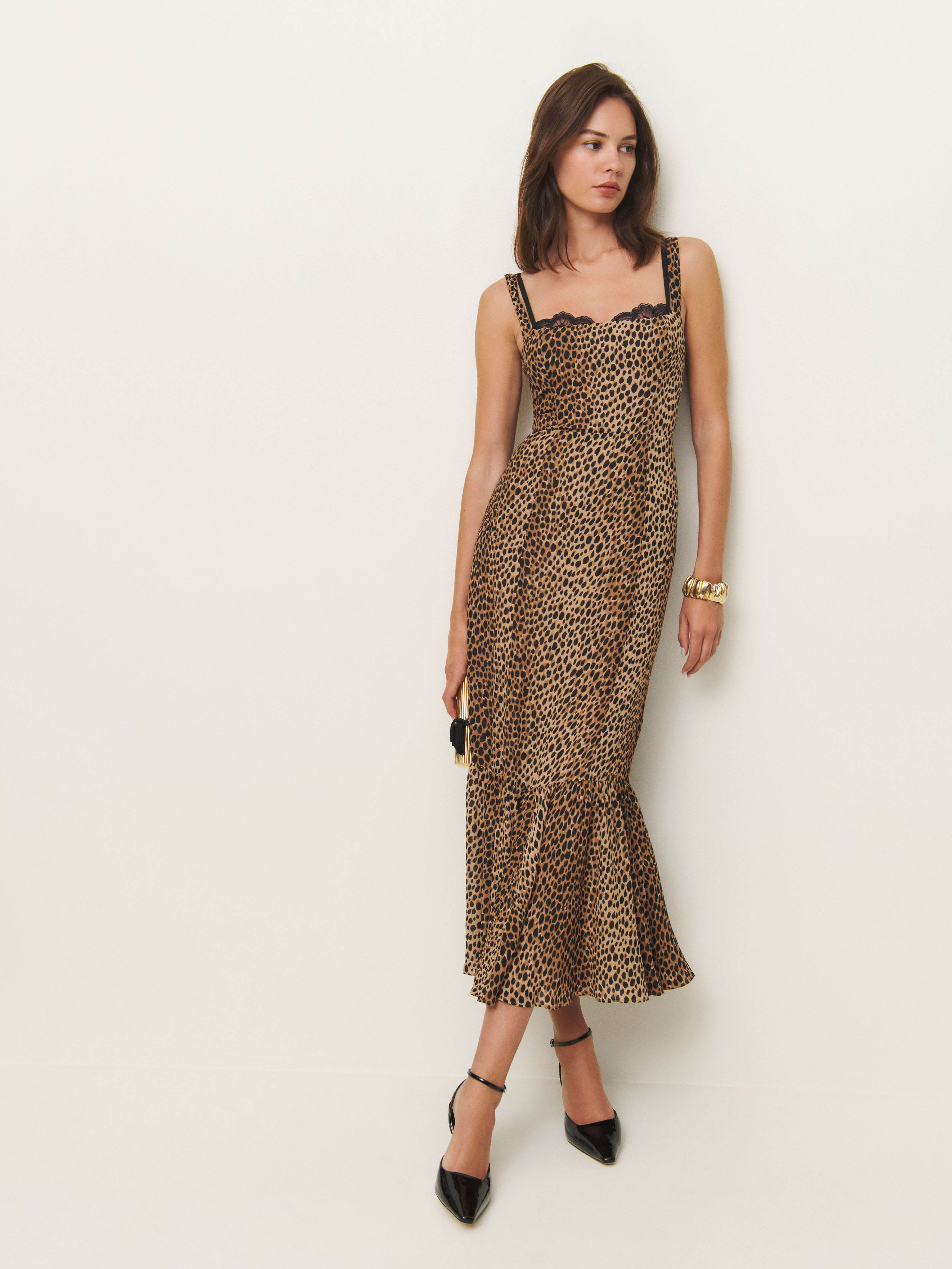 Reformation Irisa Dress In Catnip