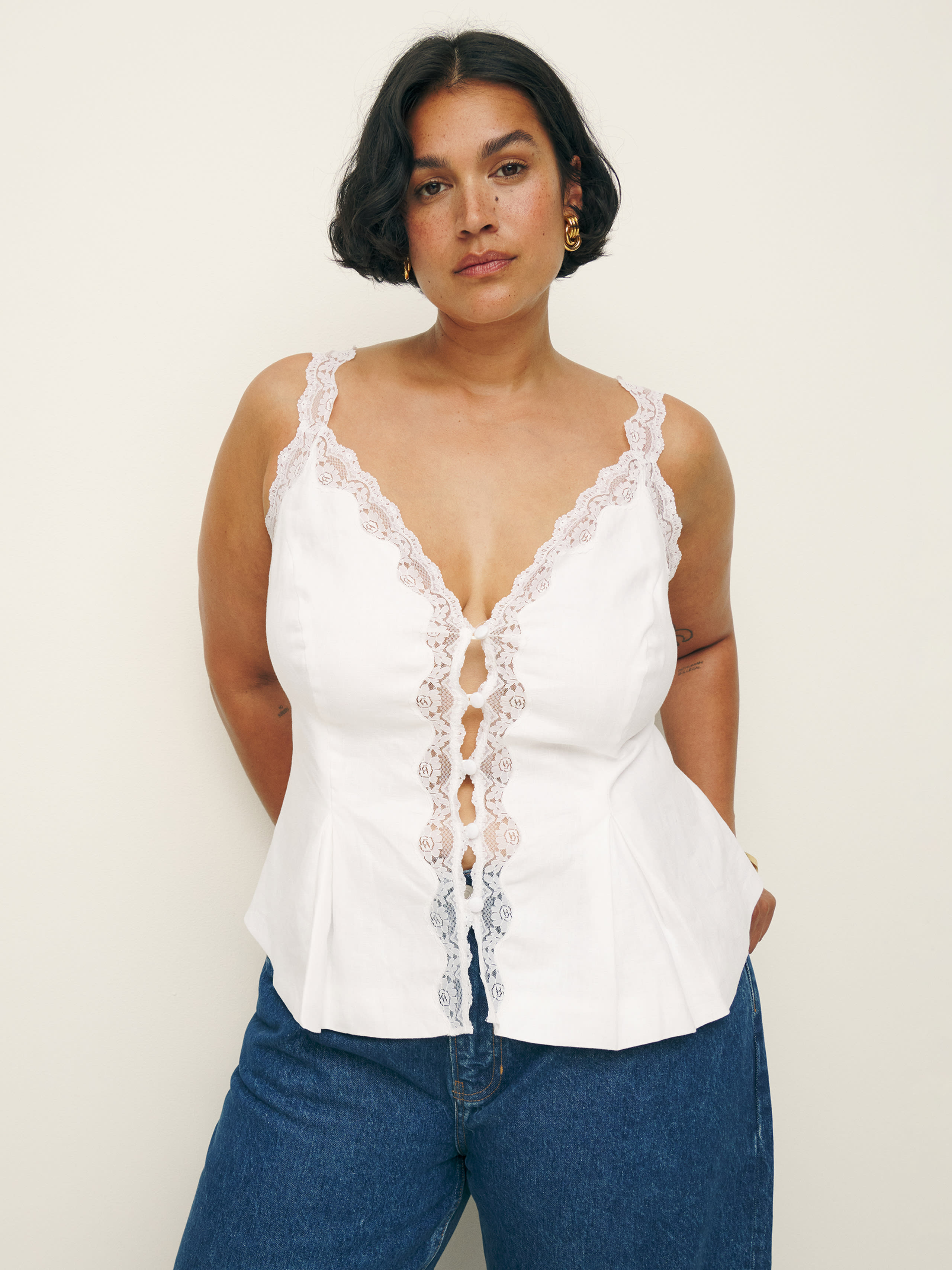 Shop Reformation Josefina Linen Top Es In White