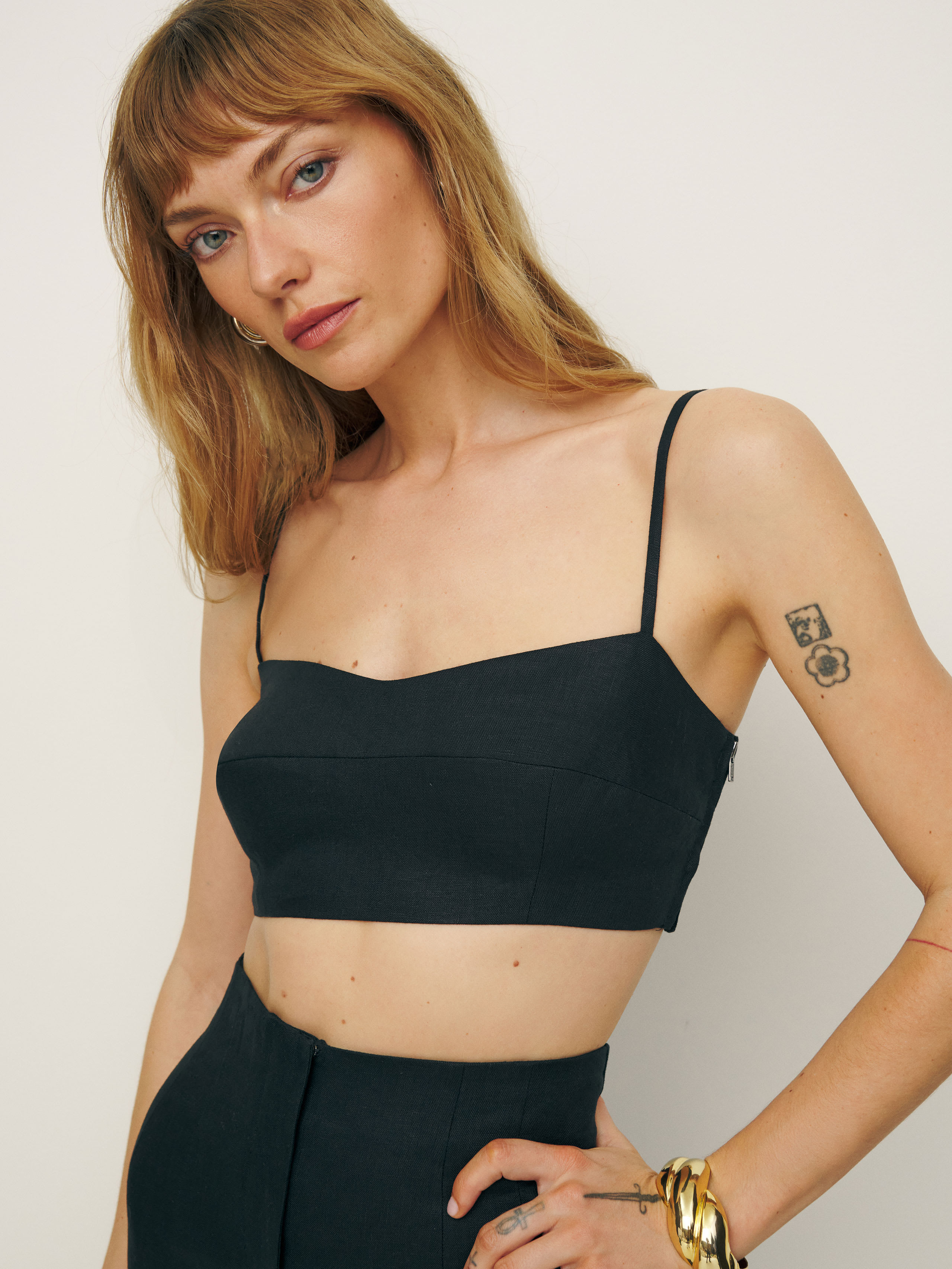 Reformation Amery Linen Cropped Top In Black