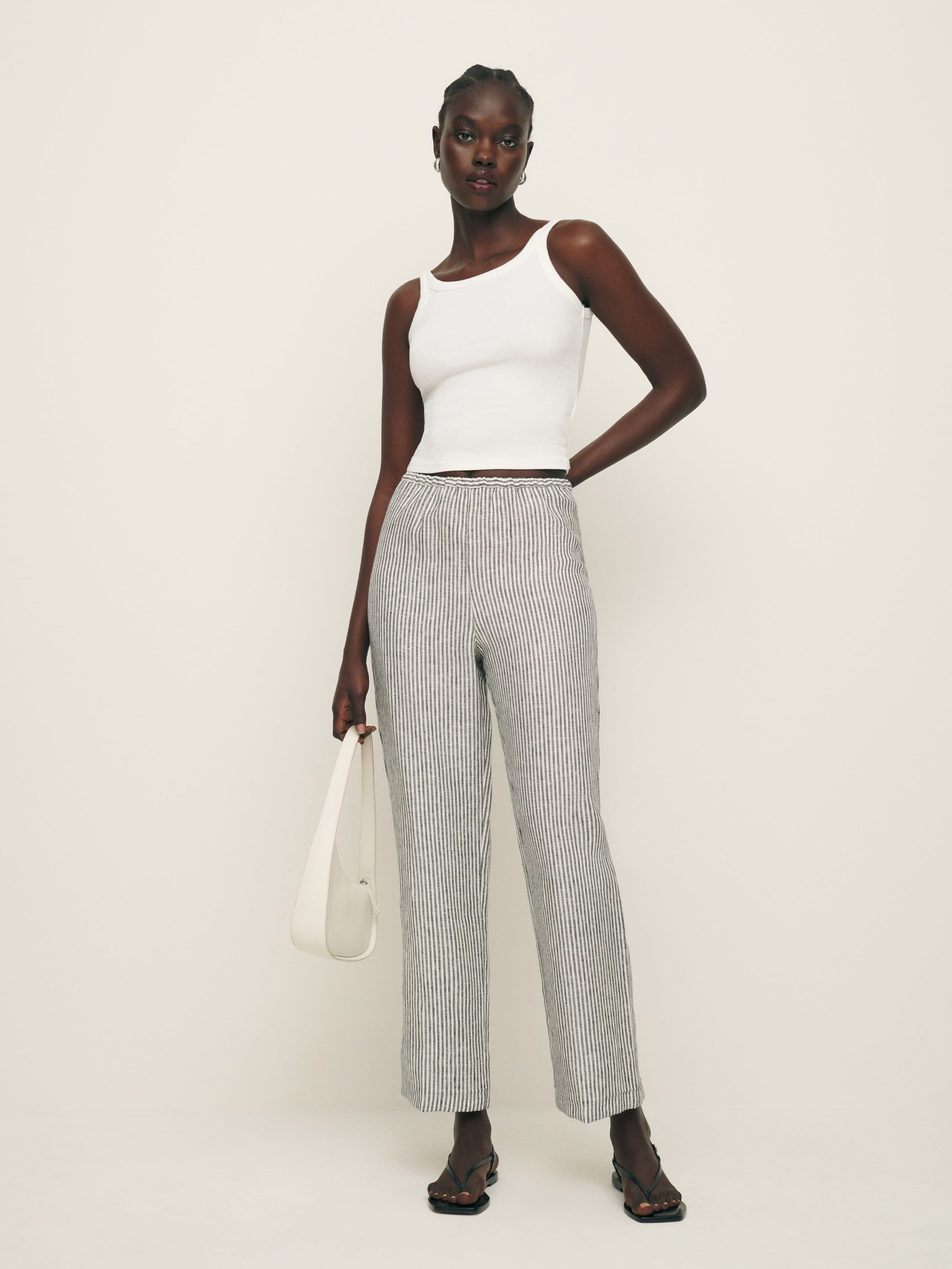 Reformation Petites Remi Cropped Linen Pant In Vineyard