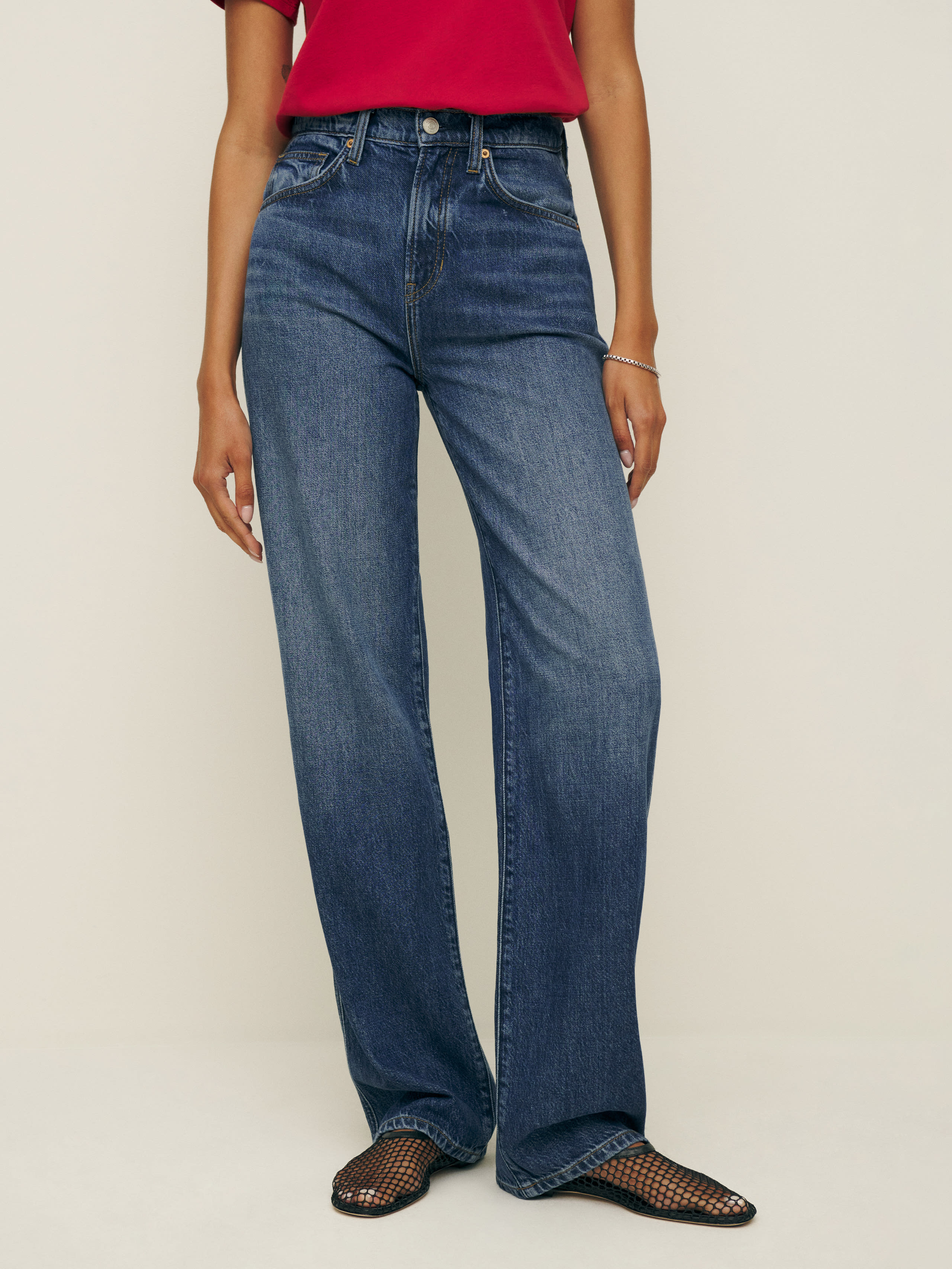 Reformation Val Lived-in Straight Jeans In Otter
