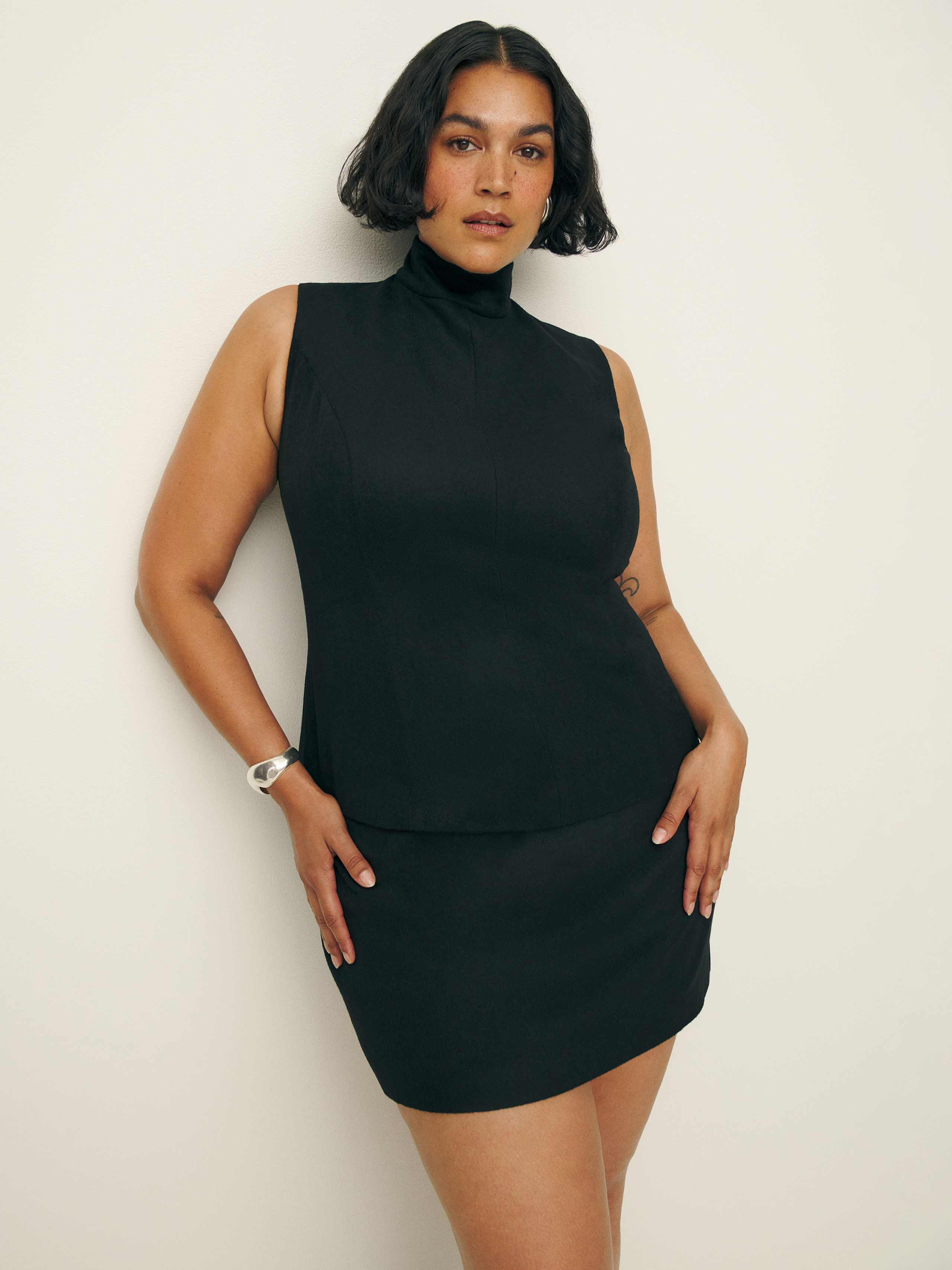 Reformation Buxton Skirt Es In Black