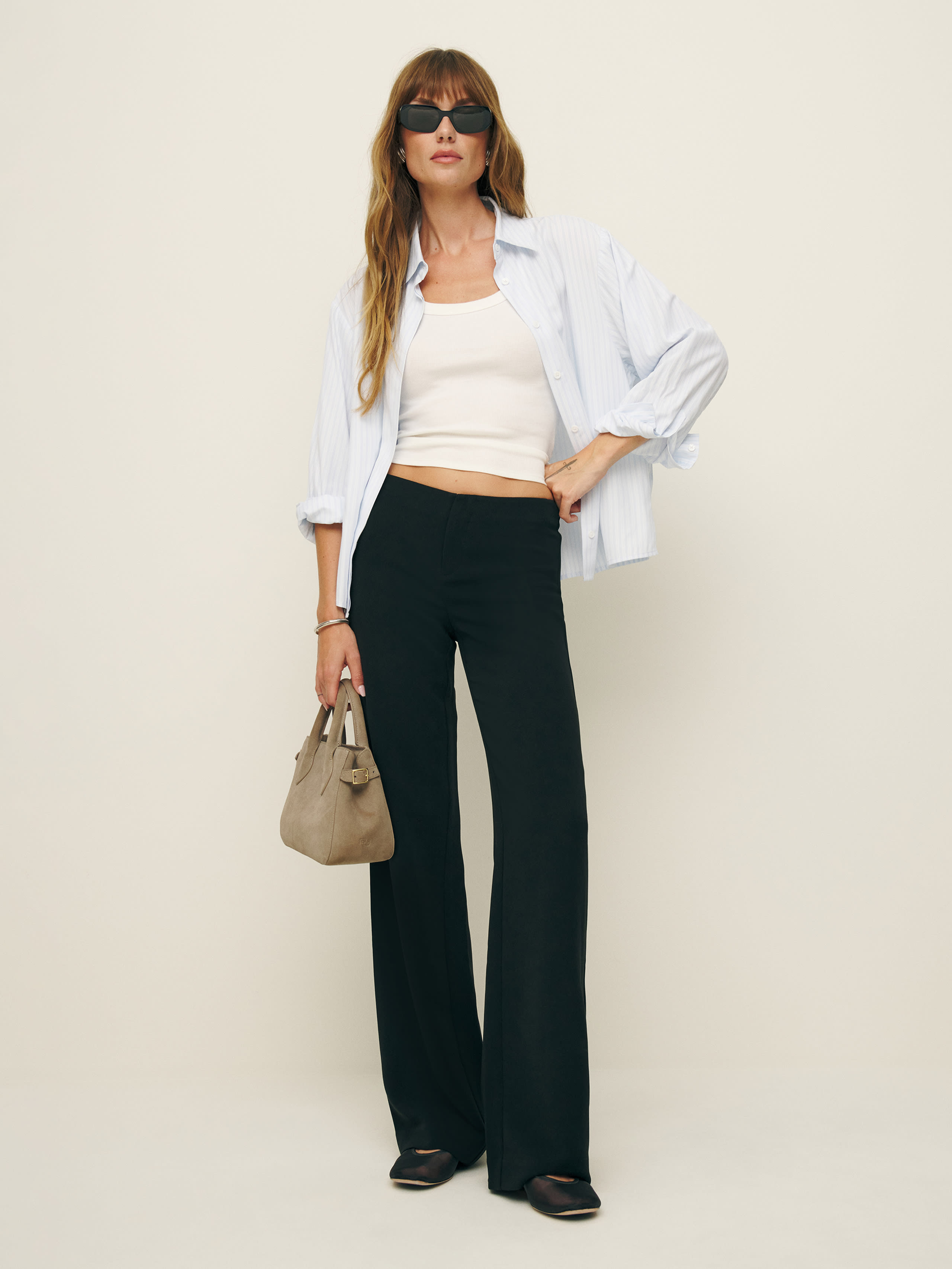 Reformation Petites Vida Low Rise Pant In Pitch Black