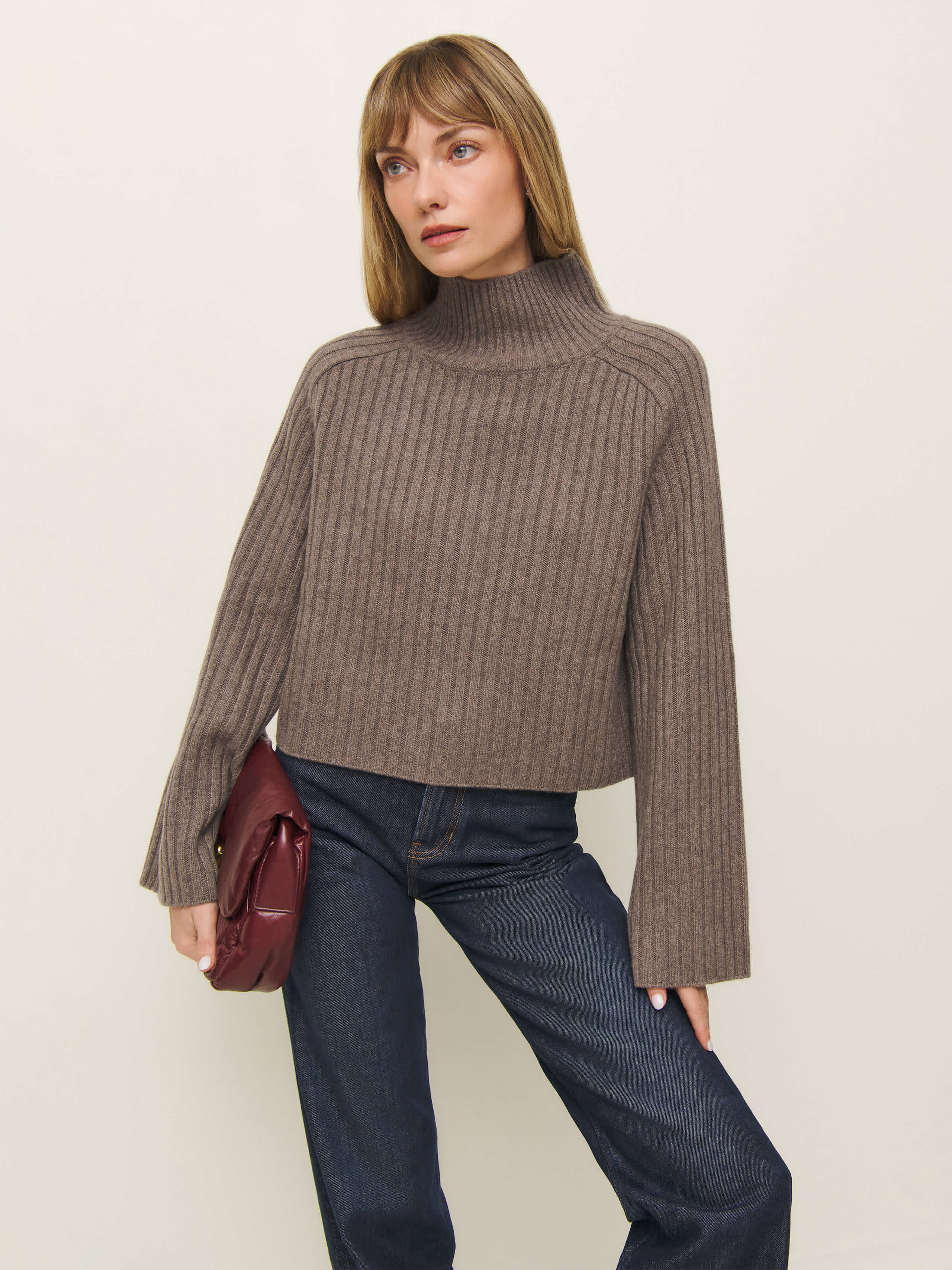 Reformation Brooke Cashmere Cropped Turtleneck In Ribbed Cocoa