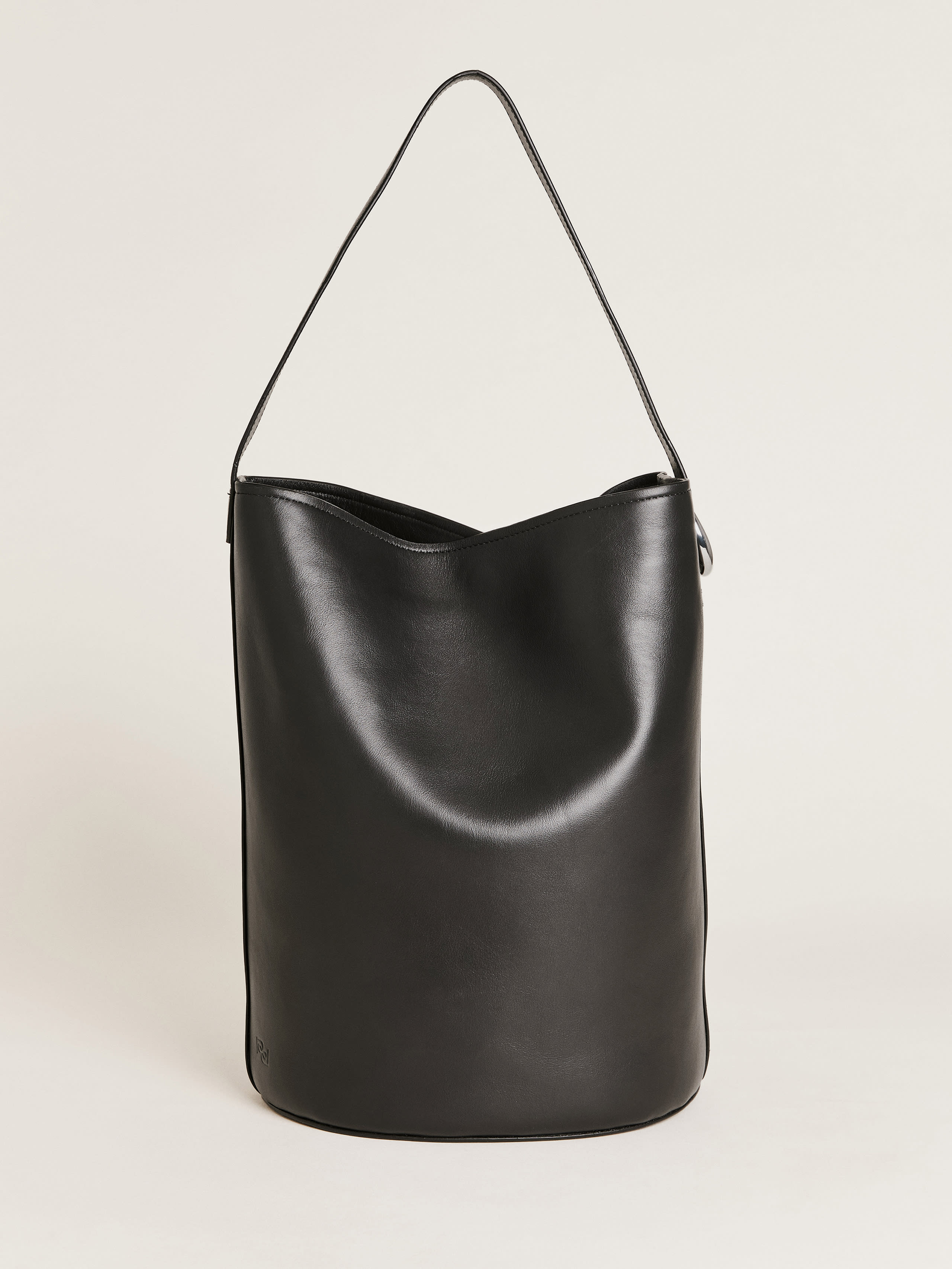 Reformation Seleena Bucket Bag In Black Leather