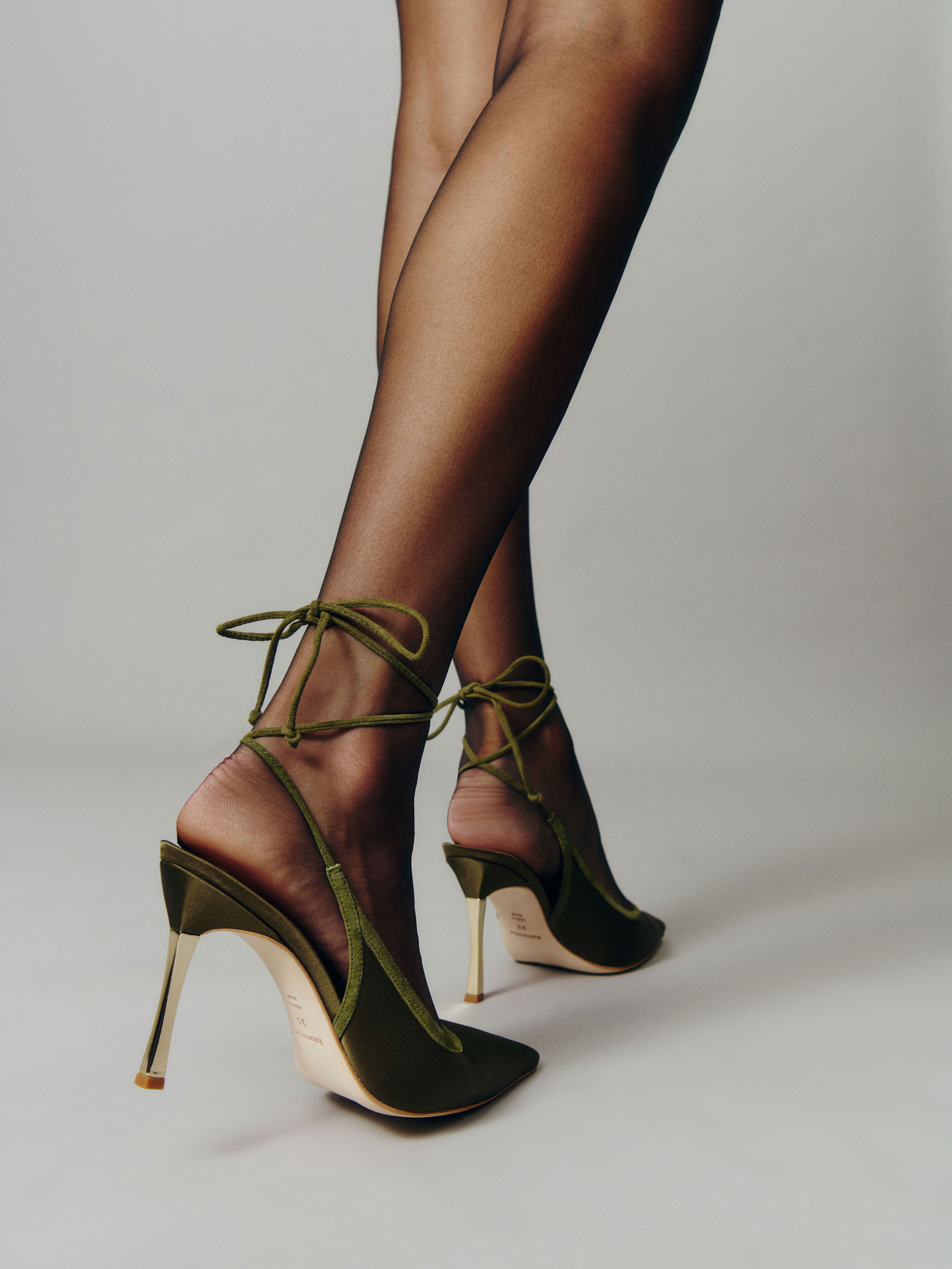 Reformation Paris Heeled Pump In Pickle Satin