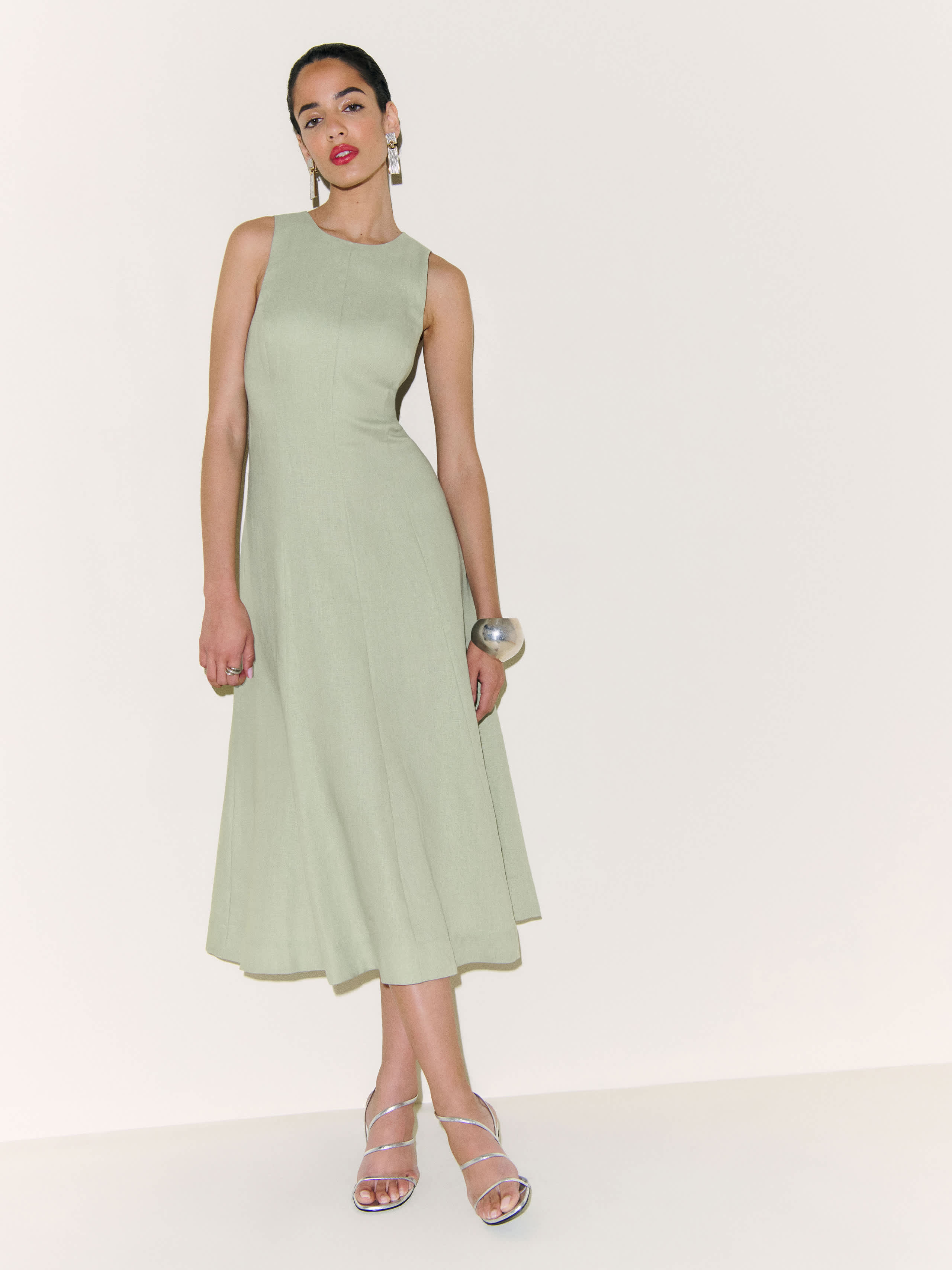 Reformation Robe En Lin Davin In Vert