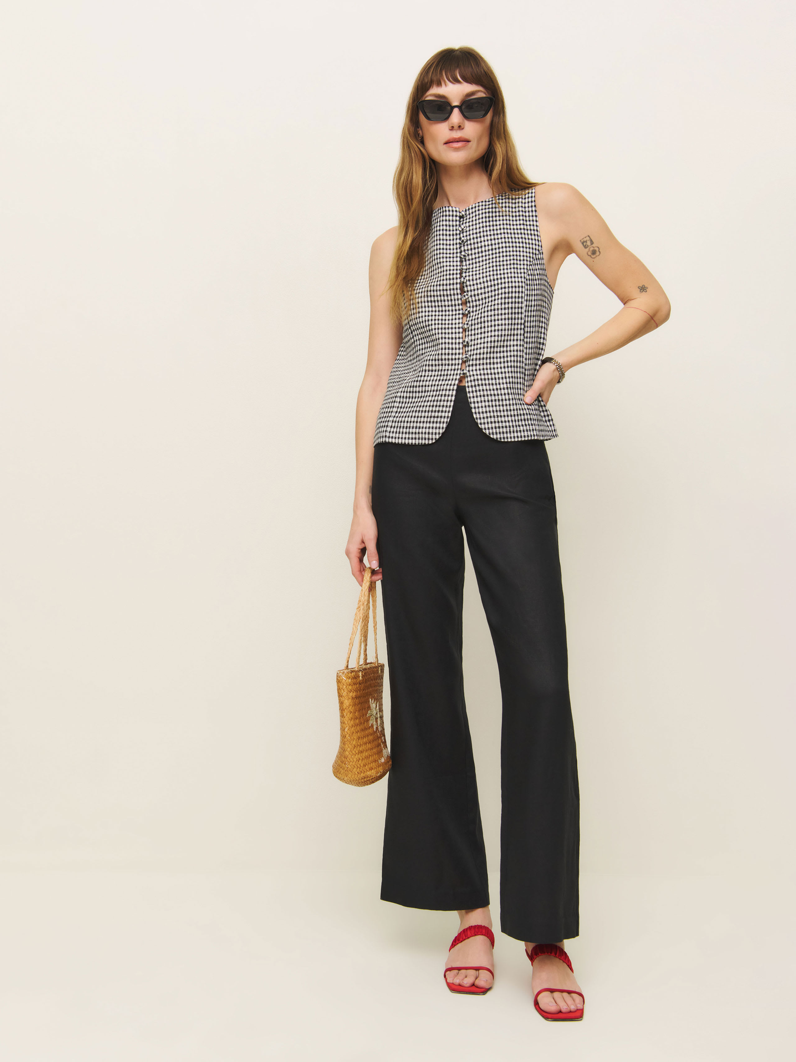 Reformation Petites Hallie Linen Pant In Black