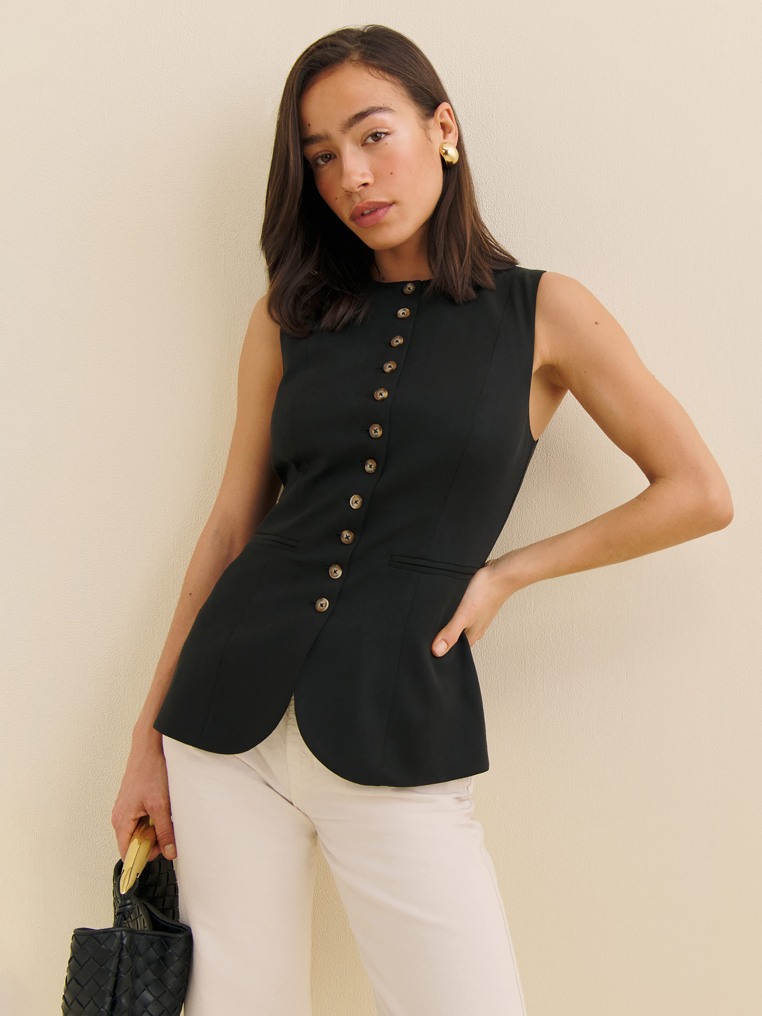 Shop Reformation Jaden Vest In Noir