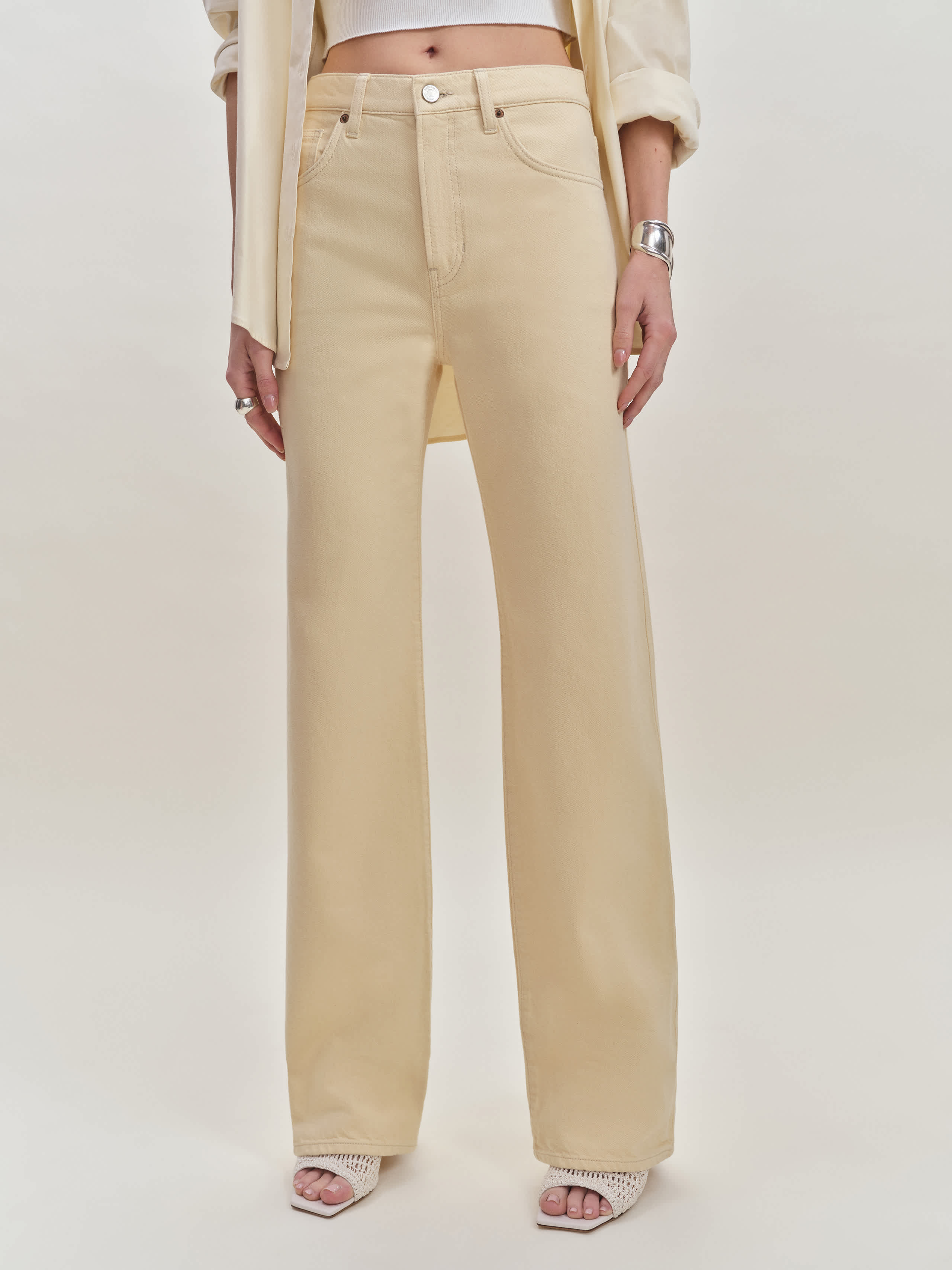 Reformation Val 90s Mid Rise Straight Jeans In Blonde