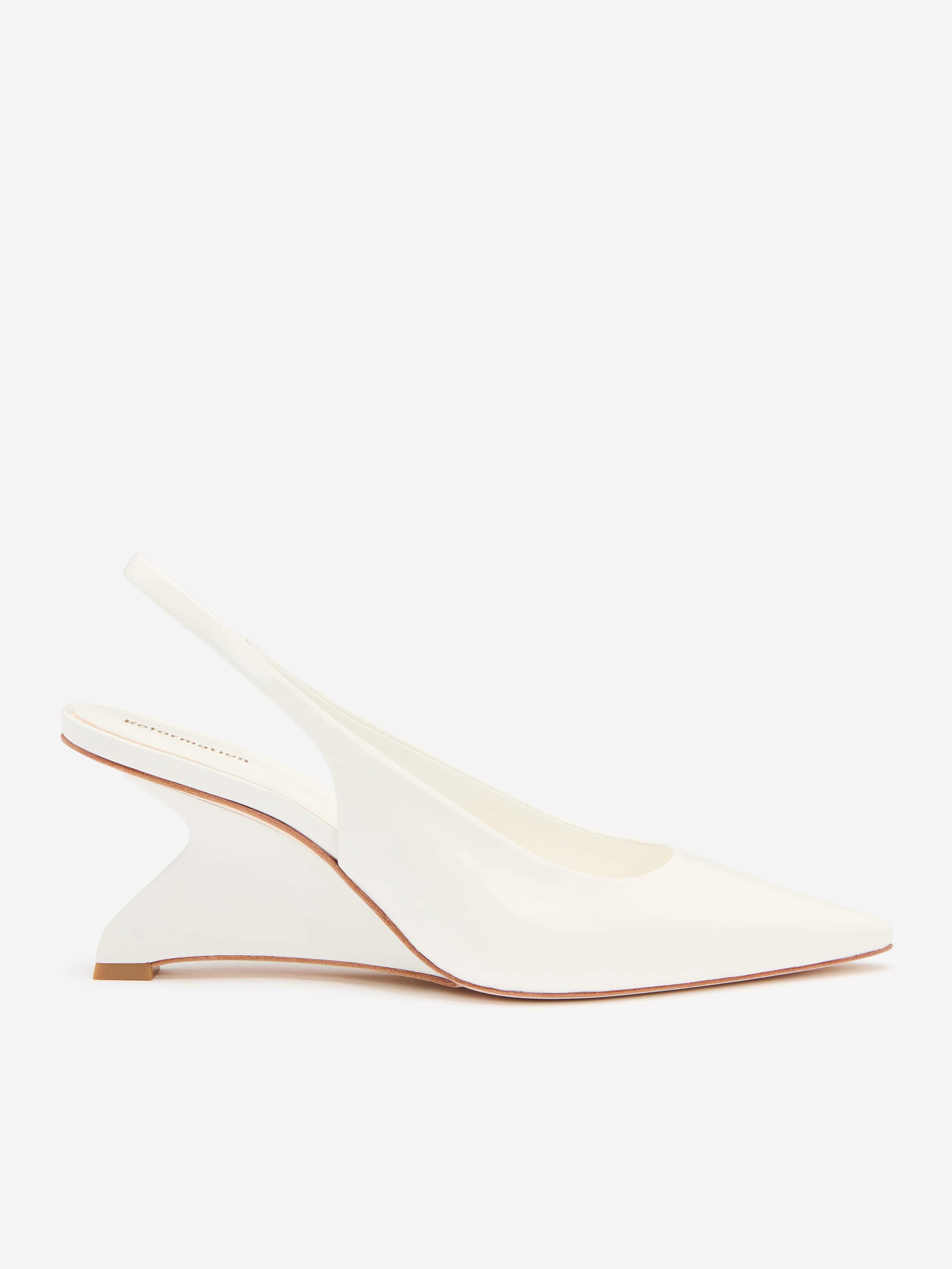 Reformation Westlyn Closed Toe Wedge In Neutral