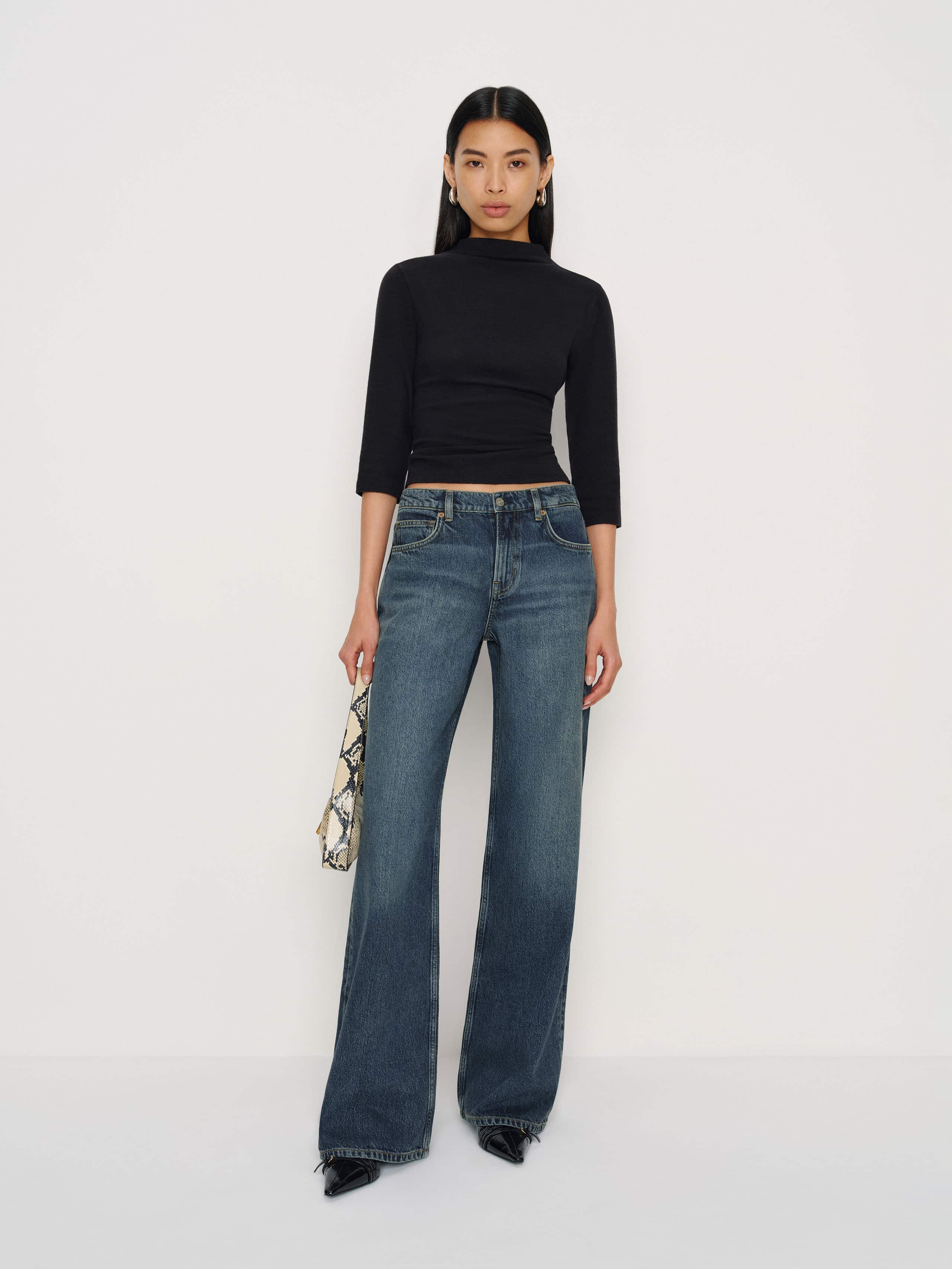 Reformation Cary Low Rise Slouchy Wide Leg Jeans In Blue