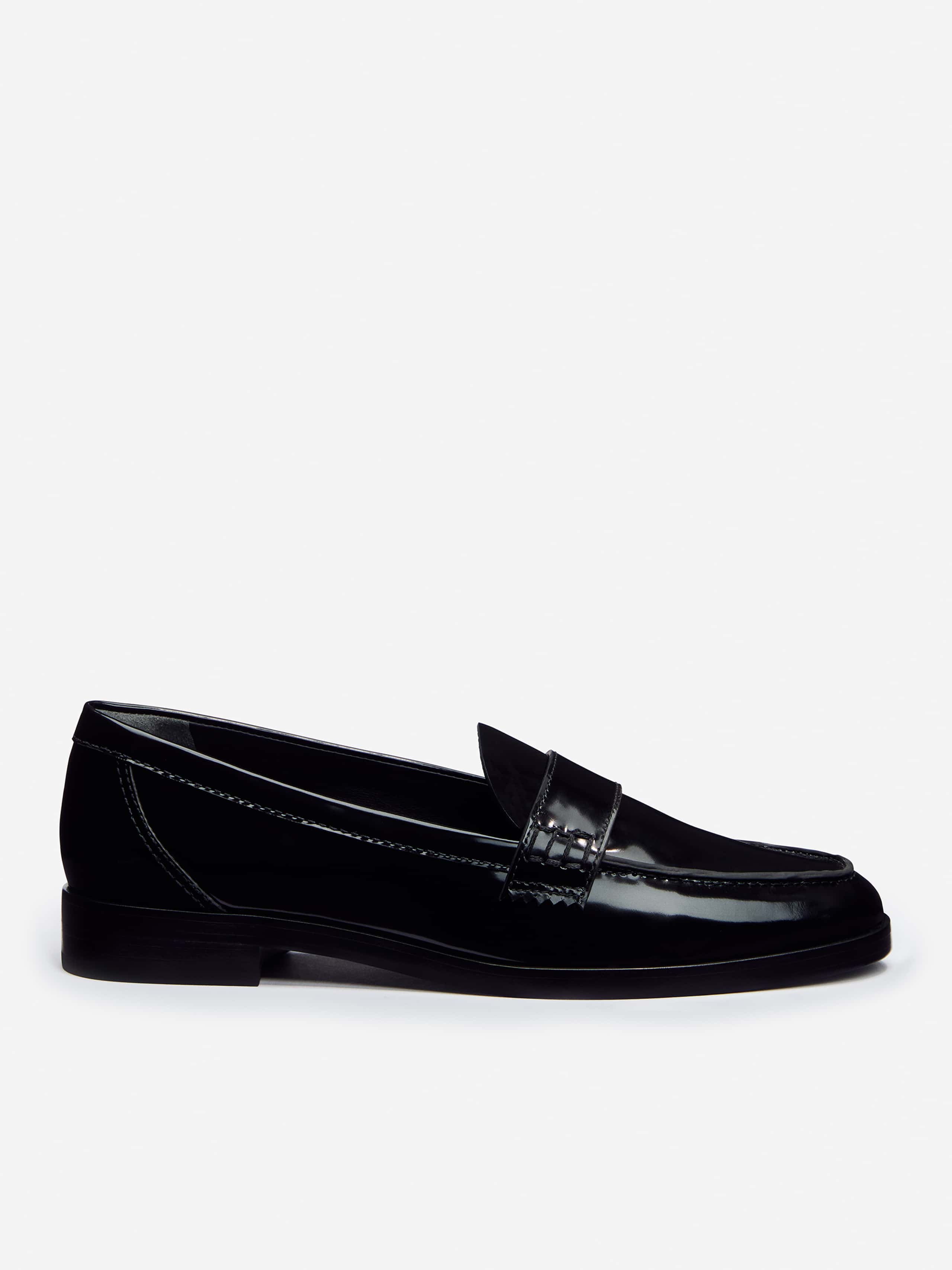 Reformation Kaylee Loafer In Black Leather