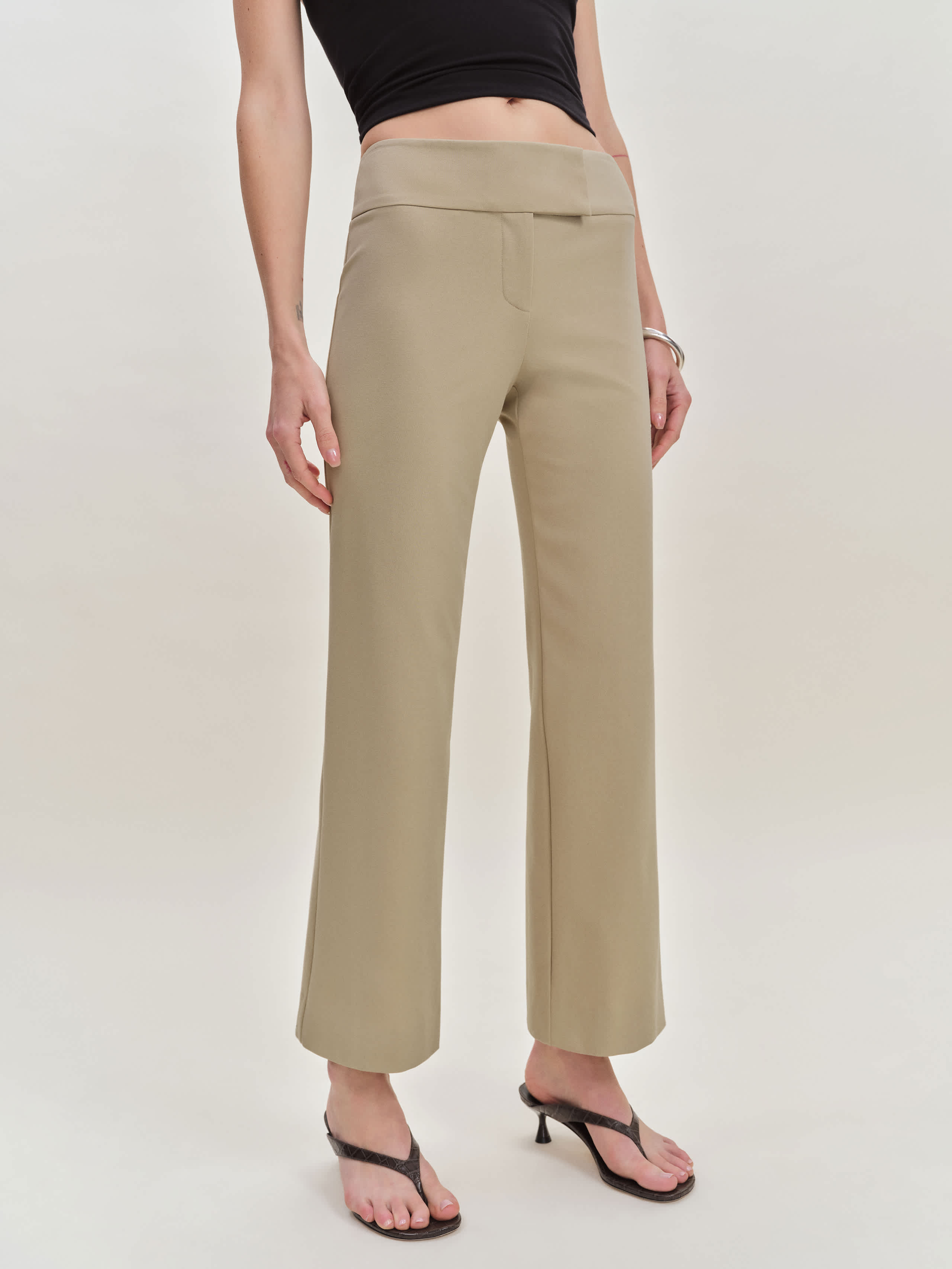 Reformation Palmer Cropped Knit Pant In Khaki