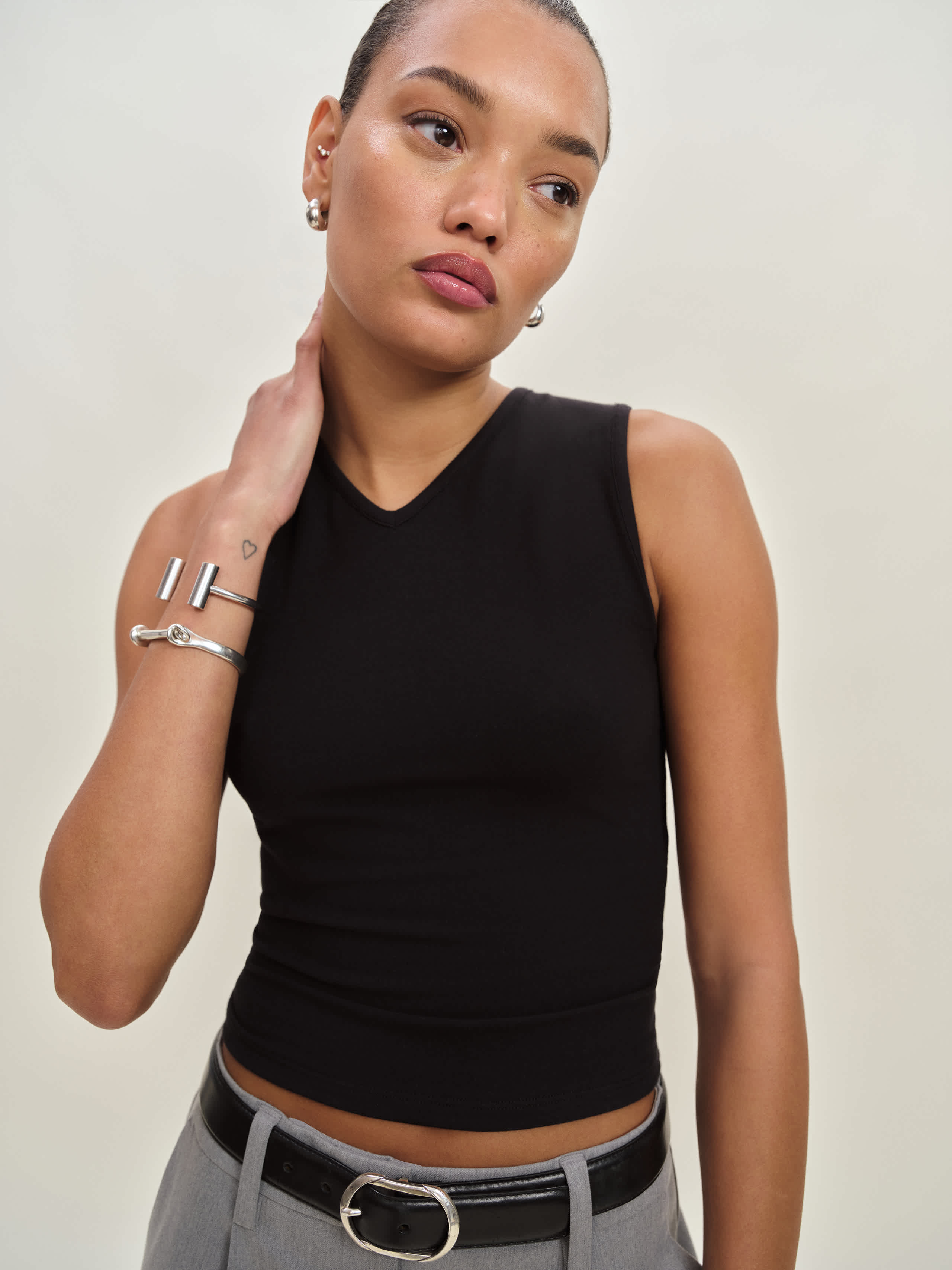 Reformation Wren Knit Top In Noir