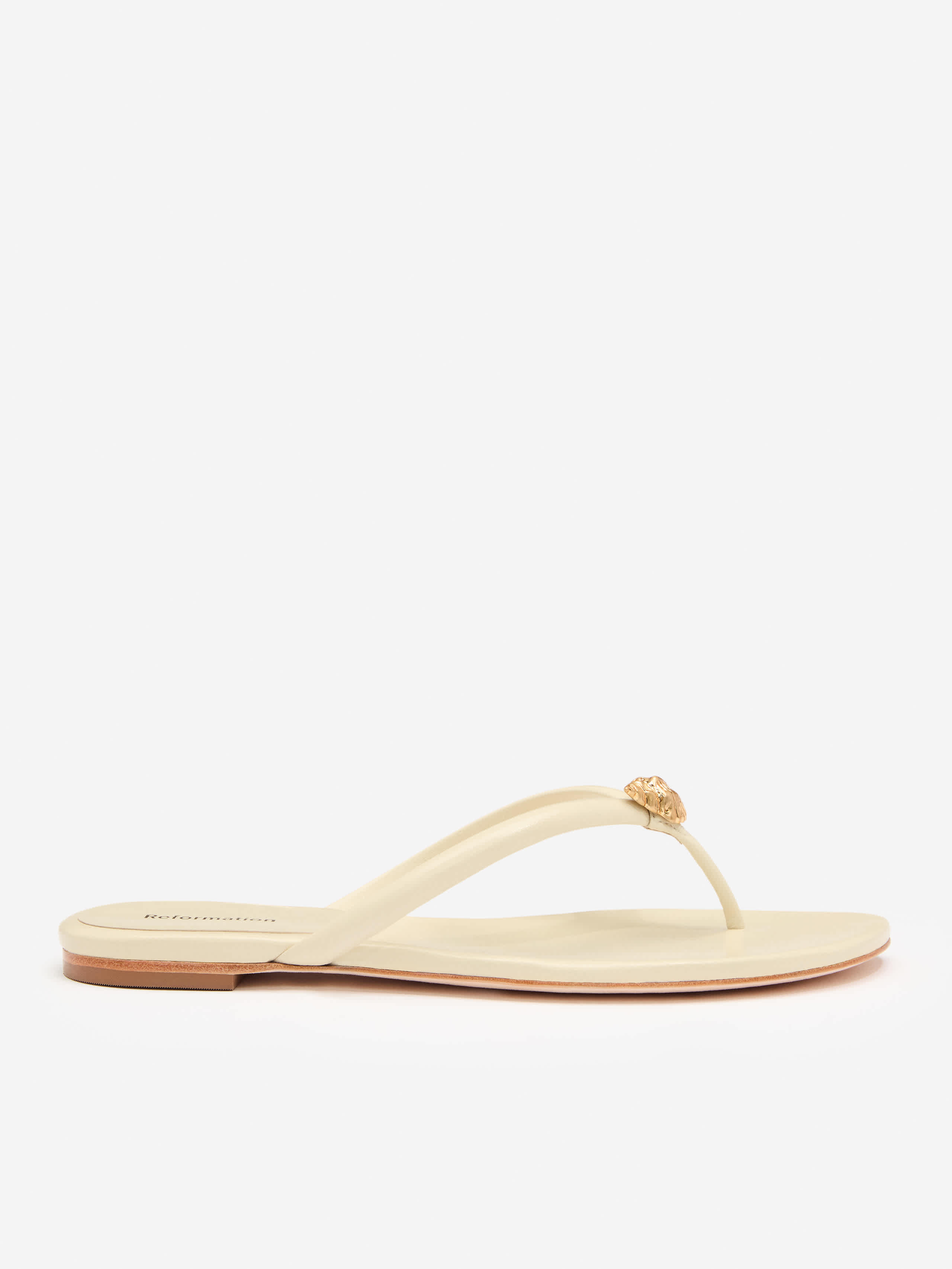 Reformation Onyx Thong Sandals Cream Puff Conch In White