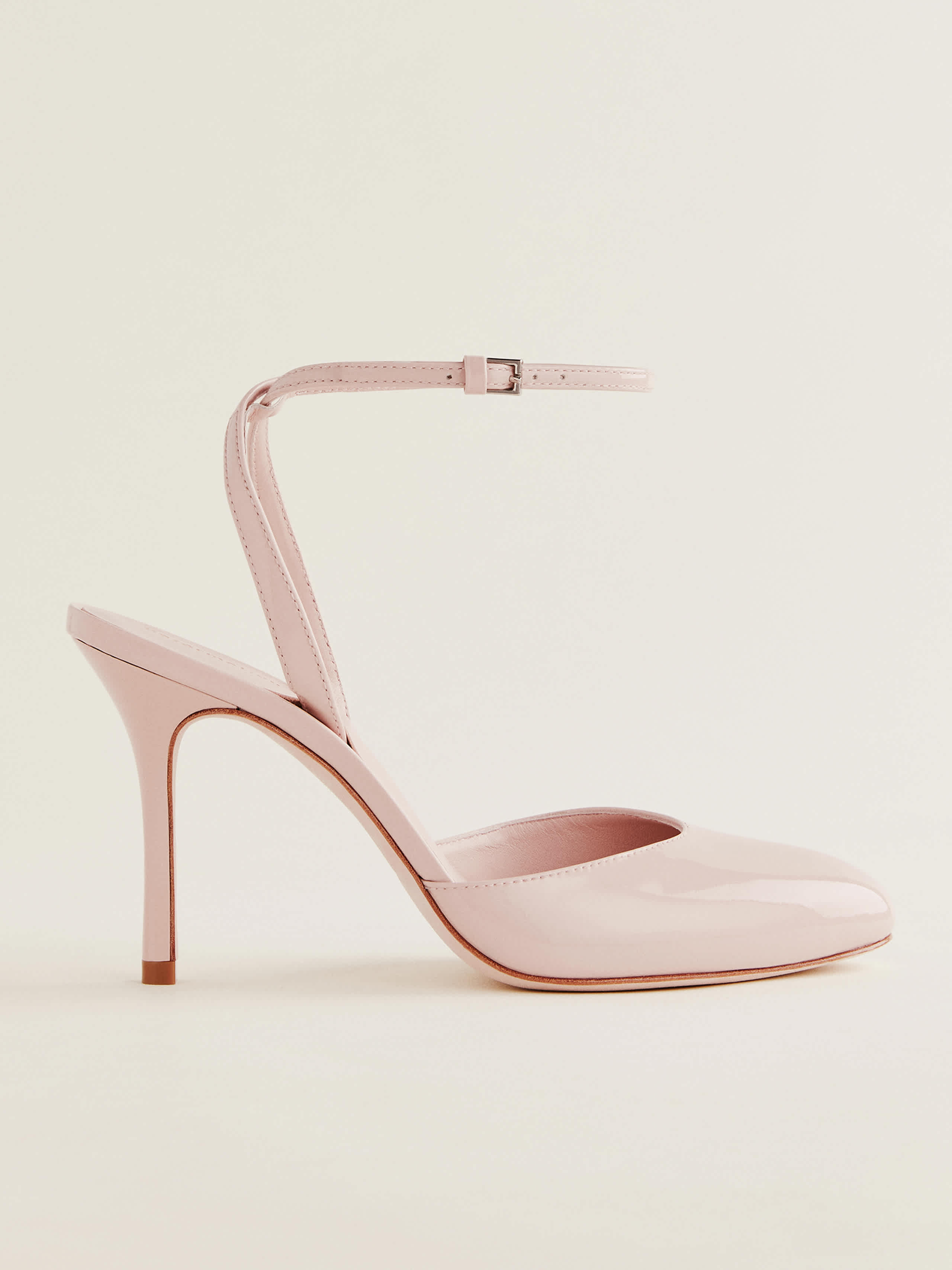 Reformation Parker Pump In Alabaster Patent