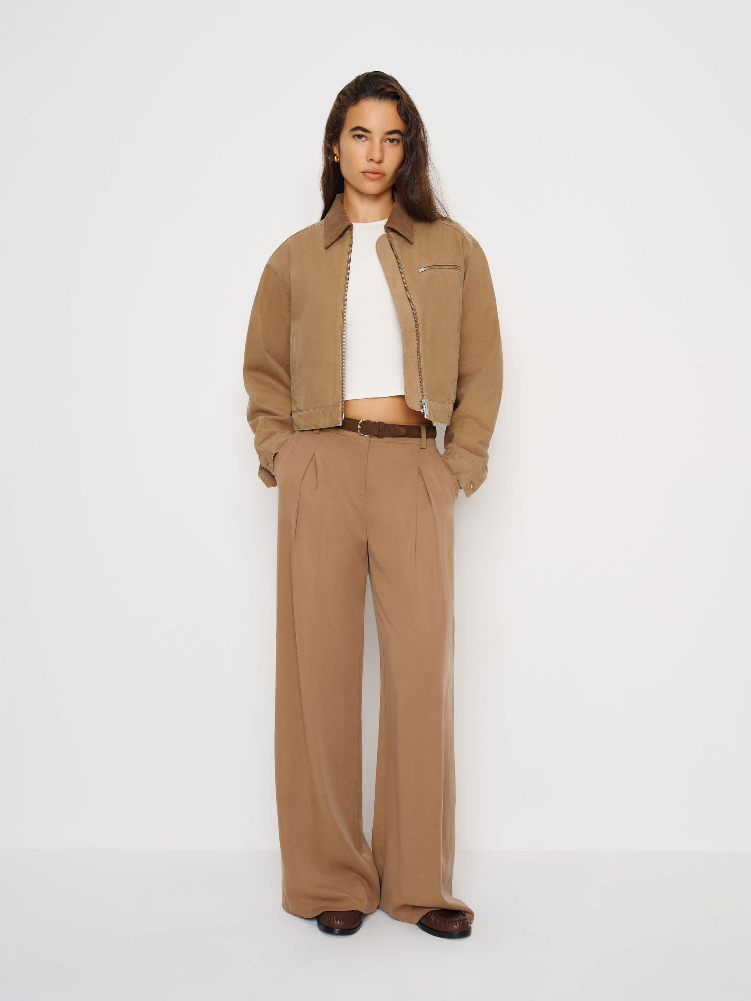 Reformation Briar Cropped Utility Jacket In Brown