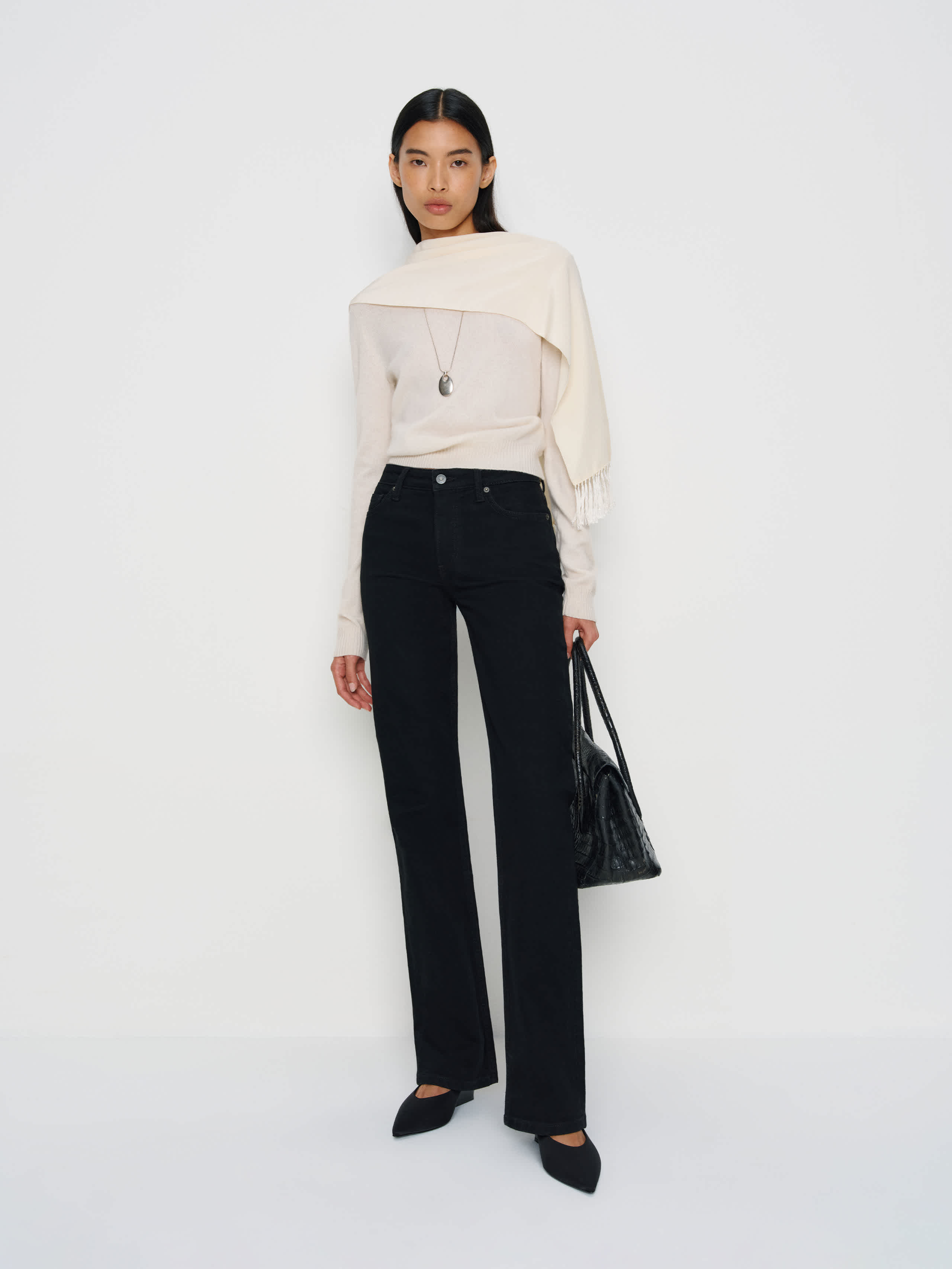 Reformation Elton Mid Rise Super Stretch Straight Jeans In Black
