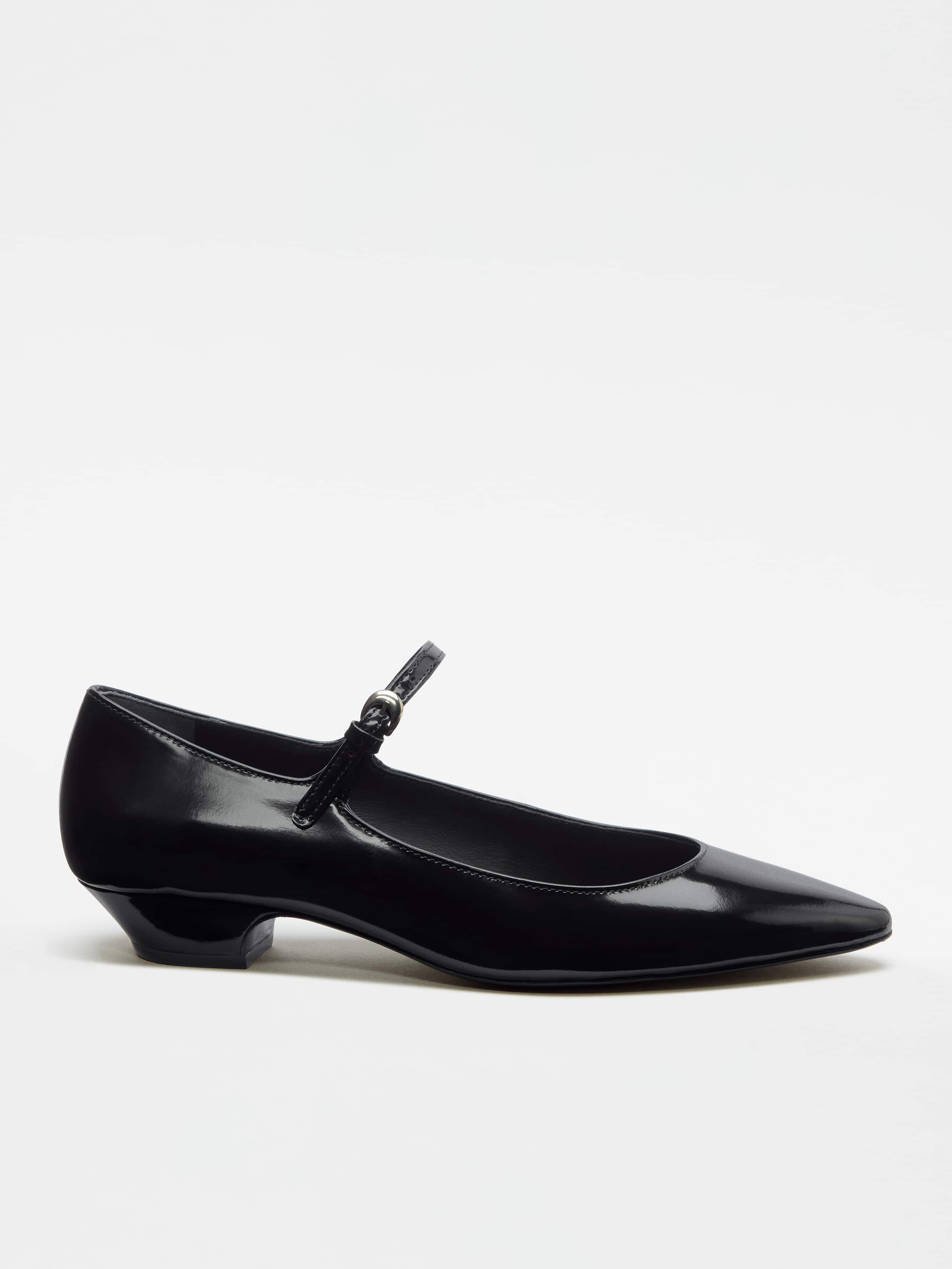 Reformation Kimberly Pump