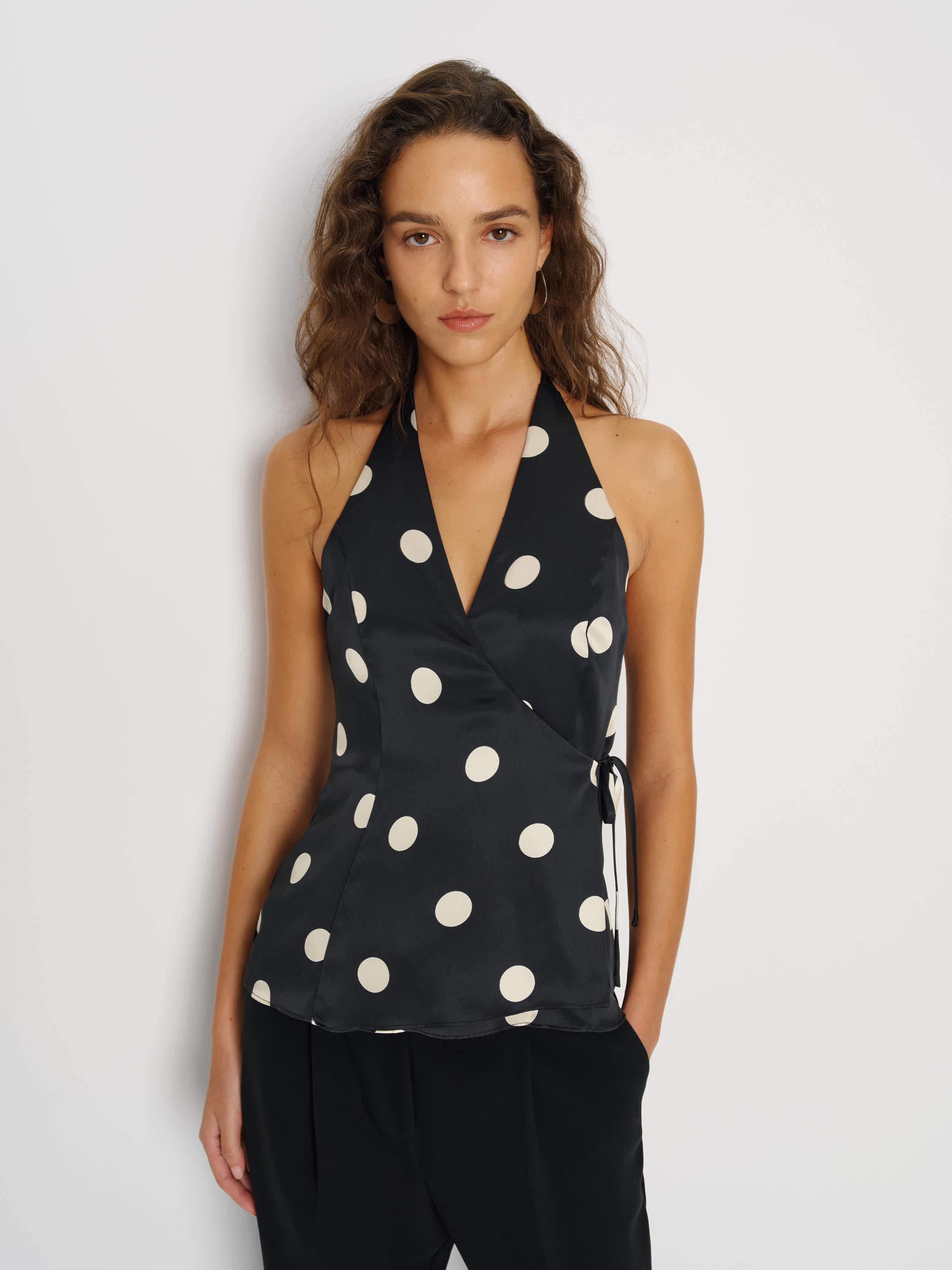 Reformation Zavi Silk Top In Black