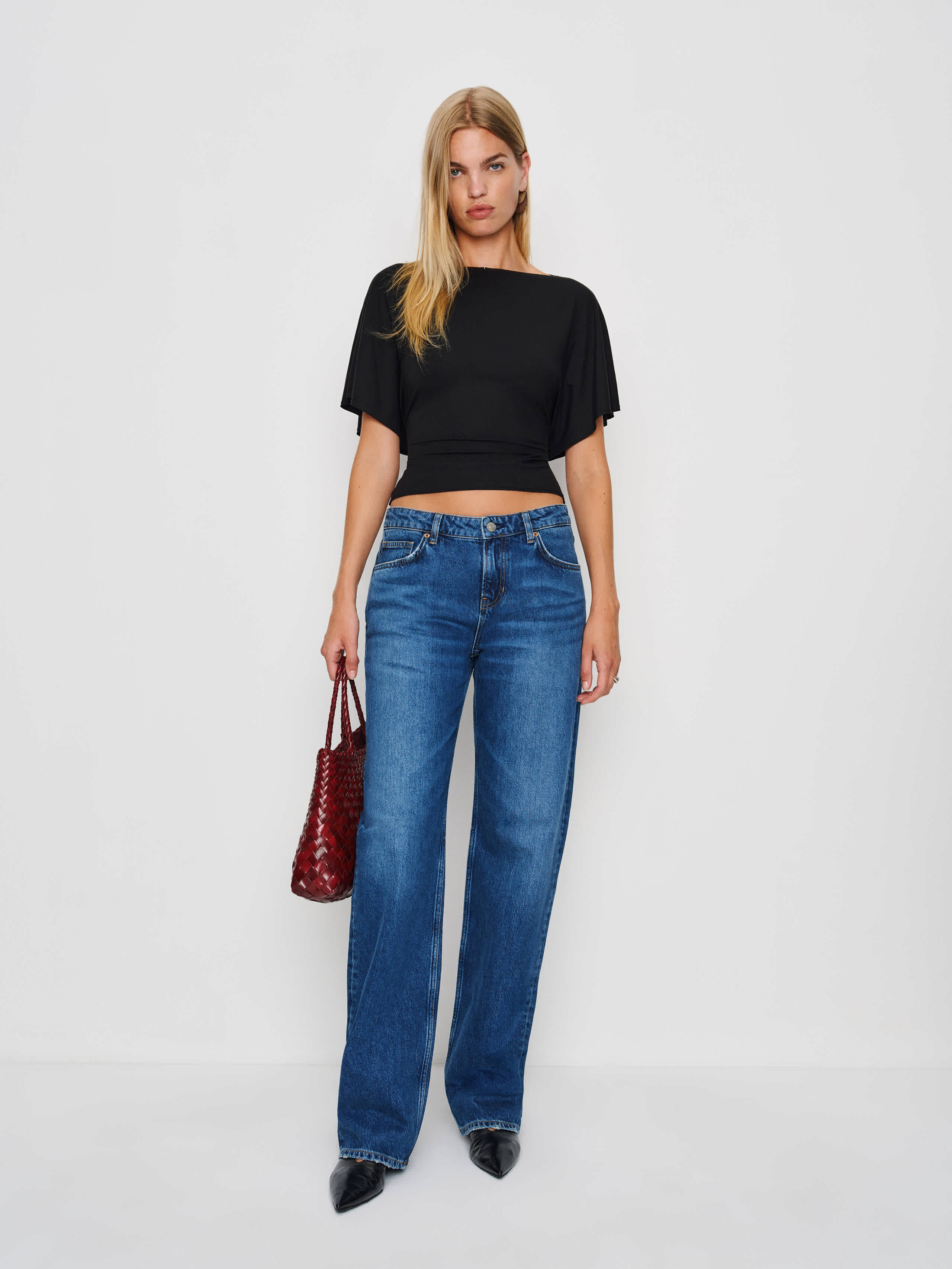 Reformation Avery Knit Top In Black