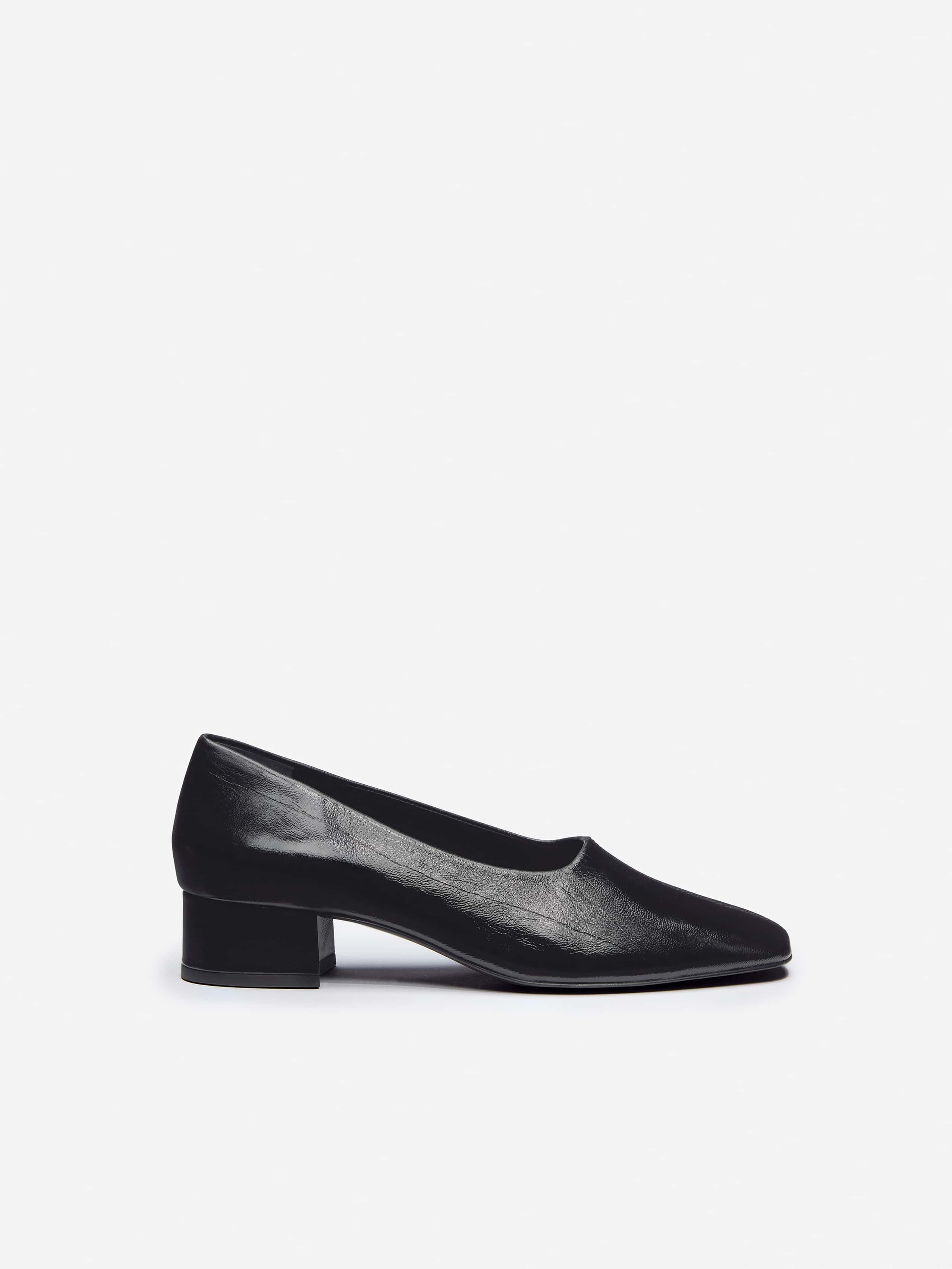 Reformation Inez Pump In Black