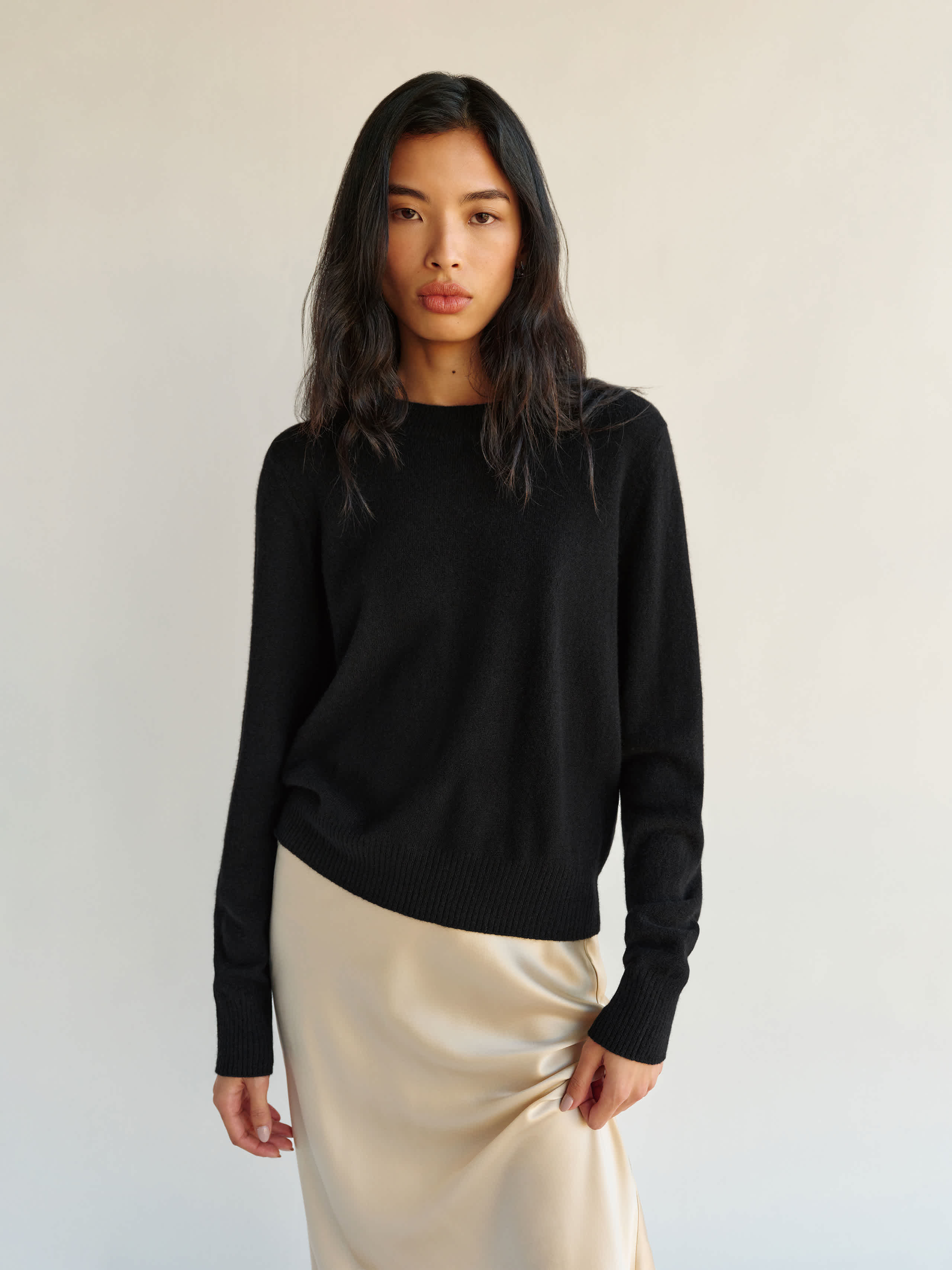 Reformation Nikki Cashmere Crew In Black