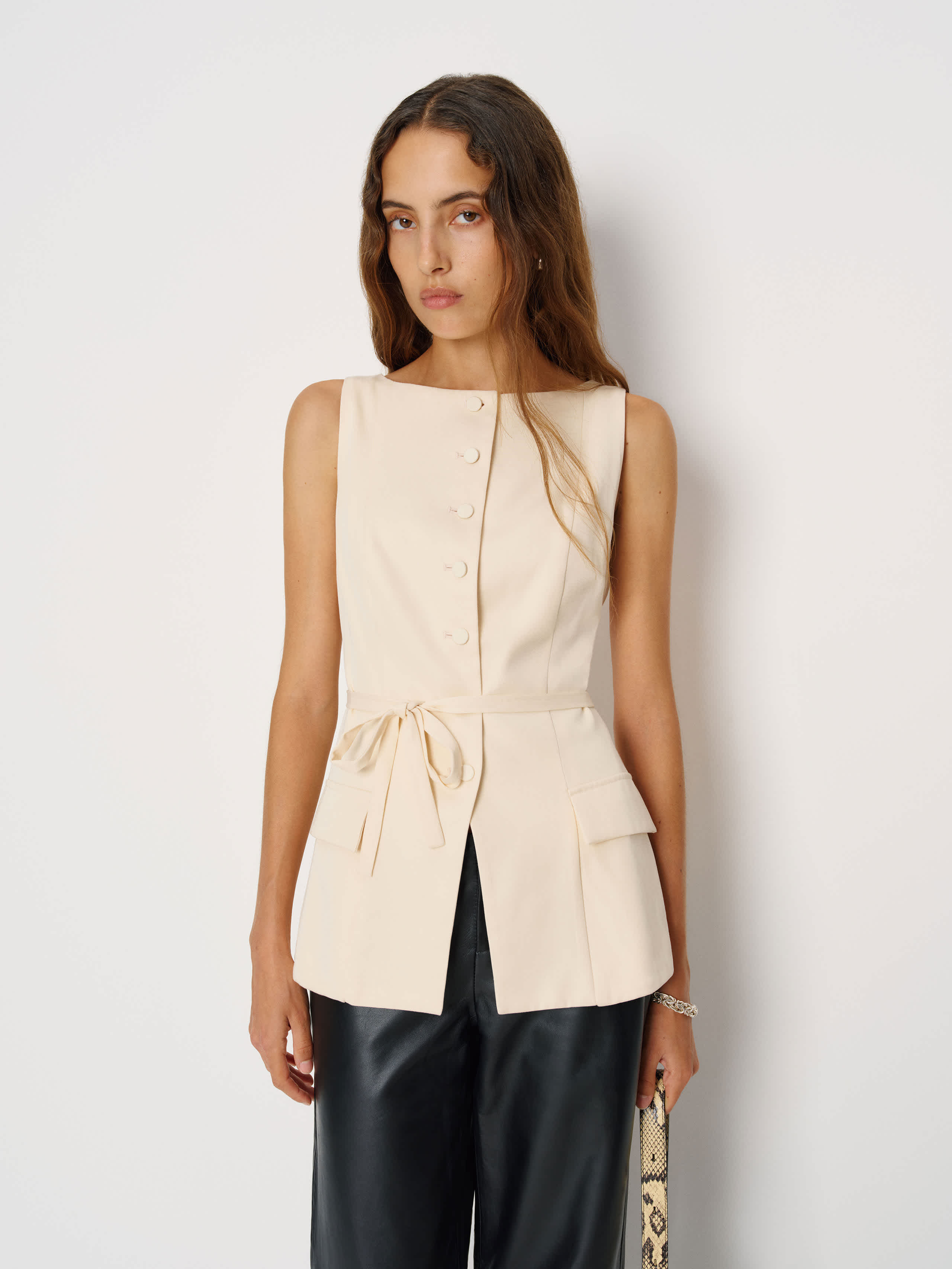Reformation Camellia Top In Neutral