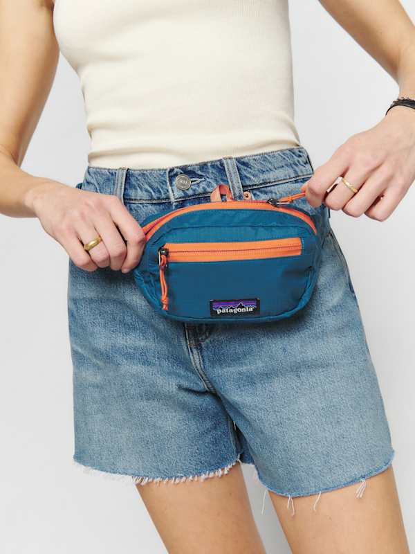 Mini sac banane Patagonia - Bleu ondulé