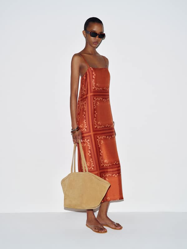 Robe Yoshe - Lou Lou