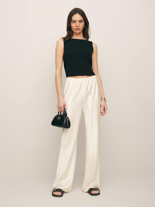 Pantalon à taille mi-haute en satin coupé dans le biais Gale spécial Petites - Fior Di Latte