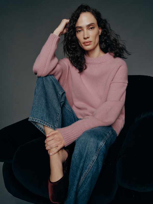 Pull oversize en laine régénérative Gwen - Rose poudré