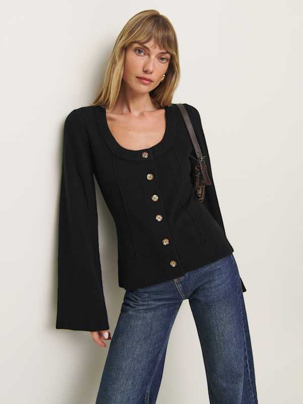 Cardigan à col rond en laine régénérative Karina - Noir