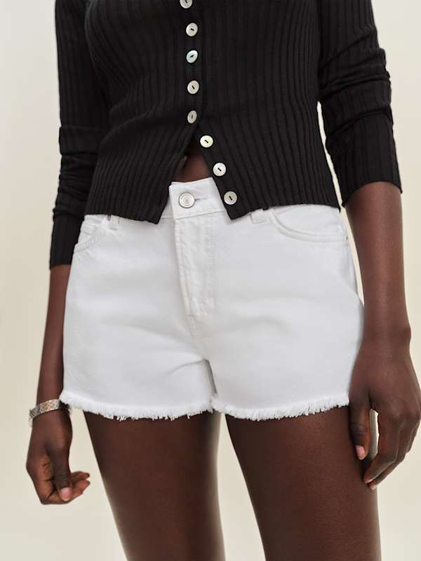 Short ample en denim à taille basse 2,5 po Sutton - Blanc éclatant