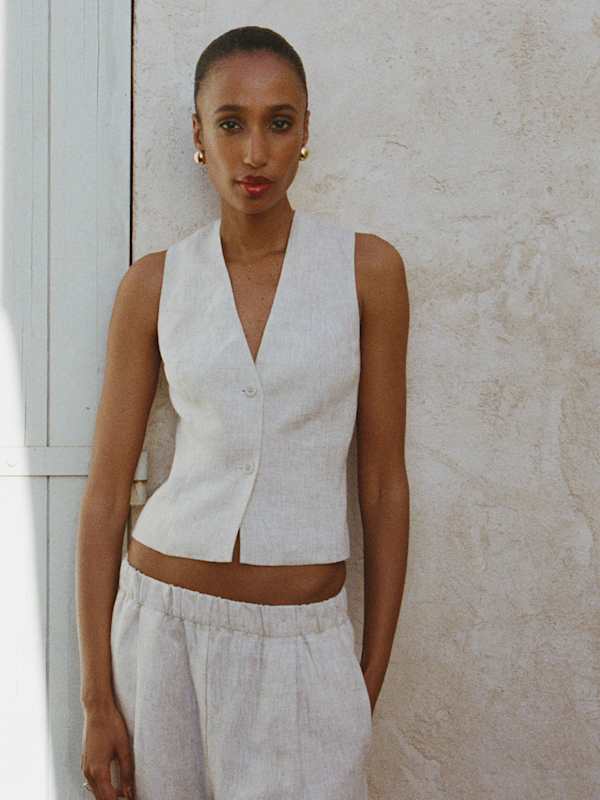 Anita Linen Vest - Oatmeal