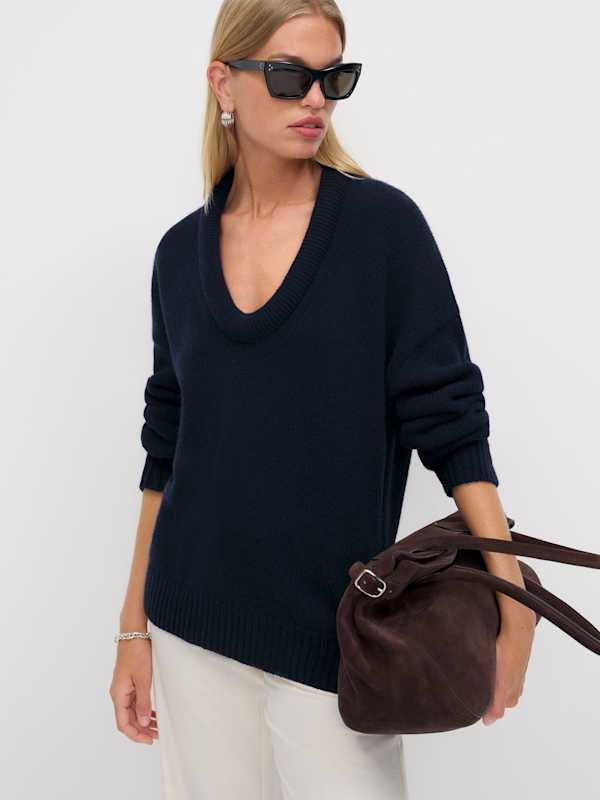 Jonie Cashmere Oversized Scoop Neck - Navy