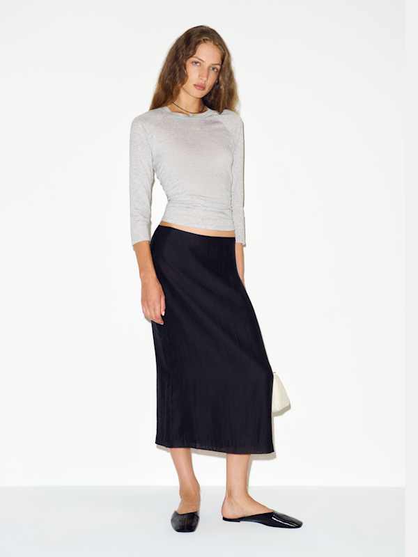 Helen Low Waist Midi Skirt - Pitch Black