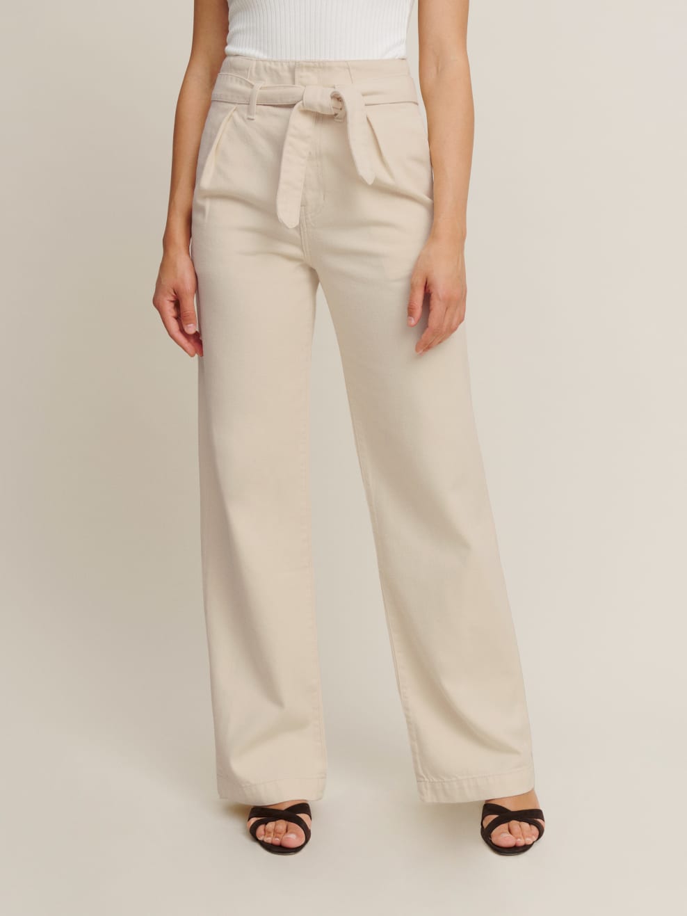 Lang Belted Ultra High Rise Pleated Jeans - Almond