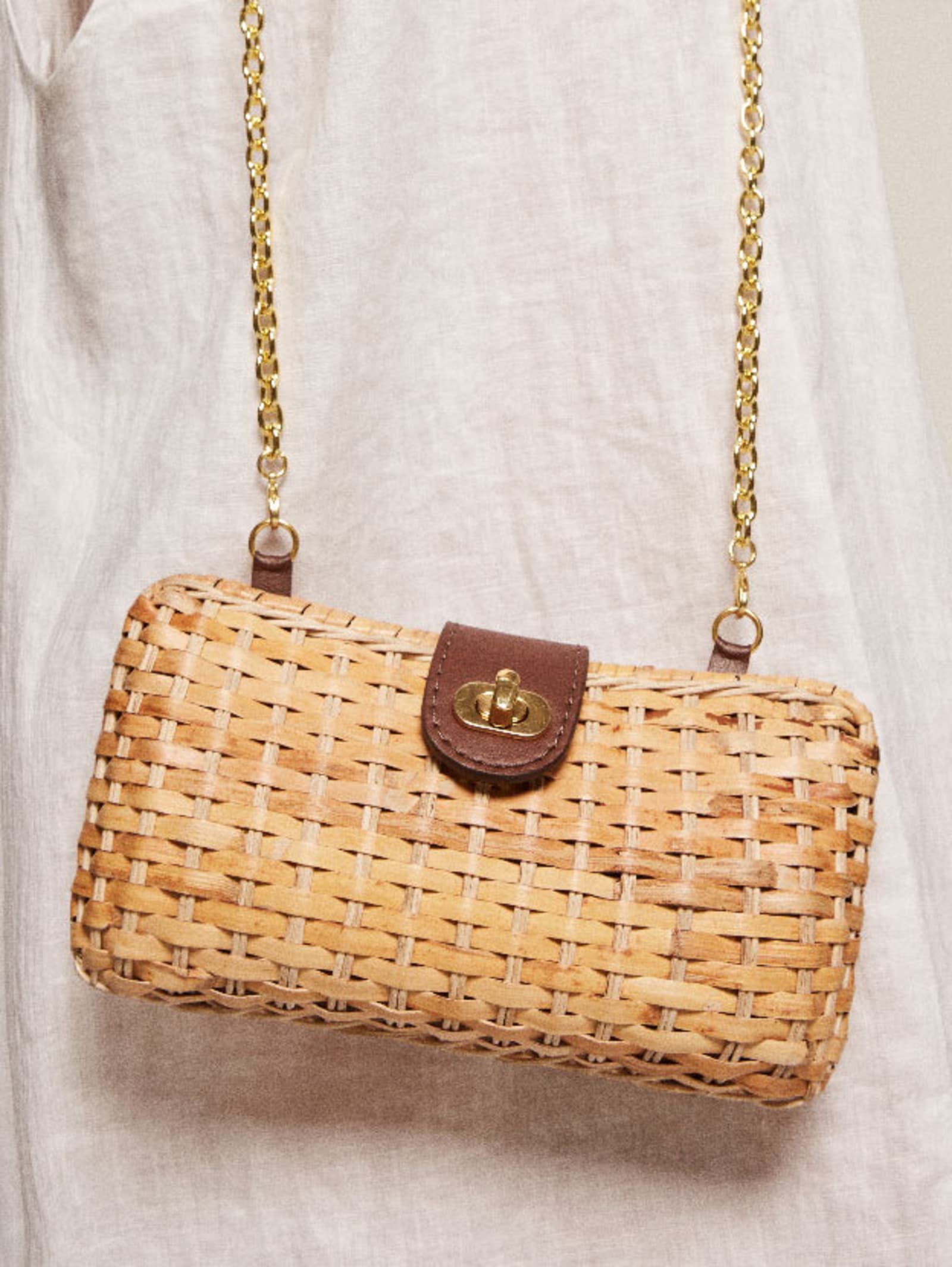 Kayu anna best sale black straw clutch