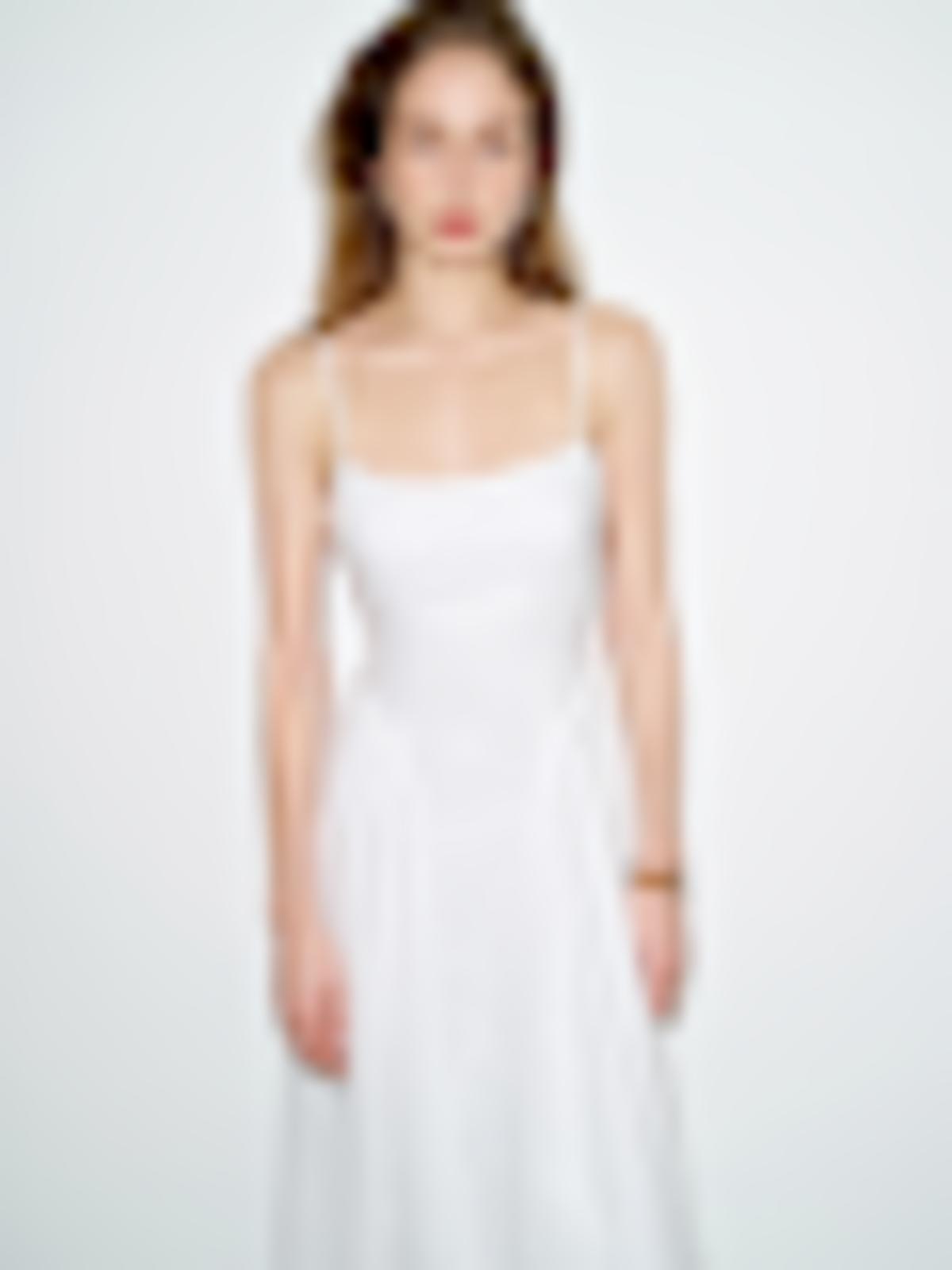 Neri Linen Dress - thumbnail 3