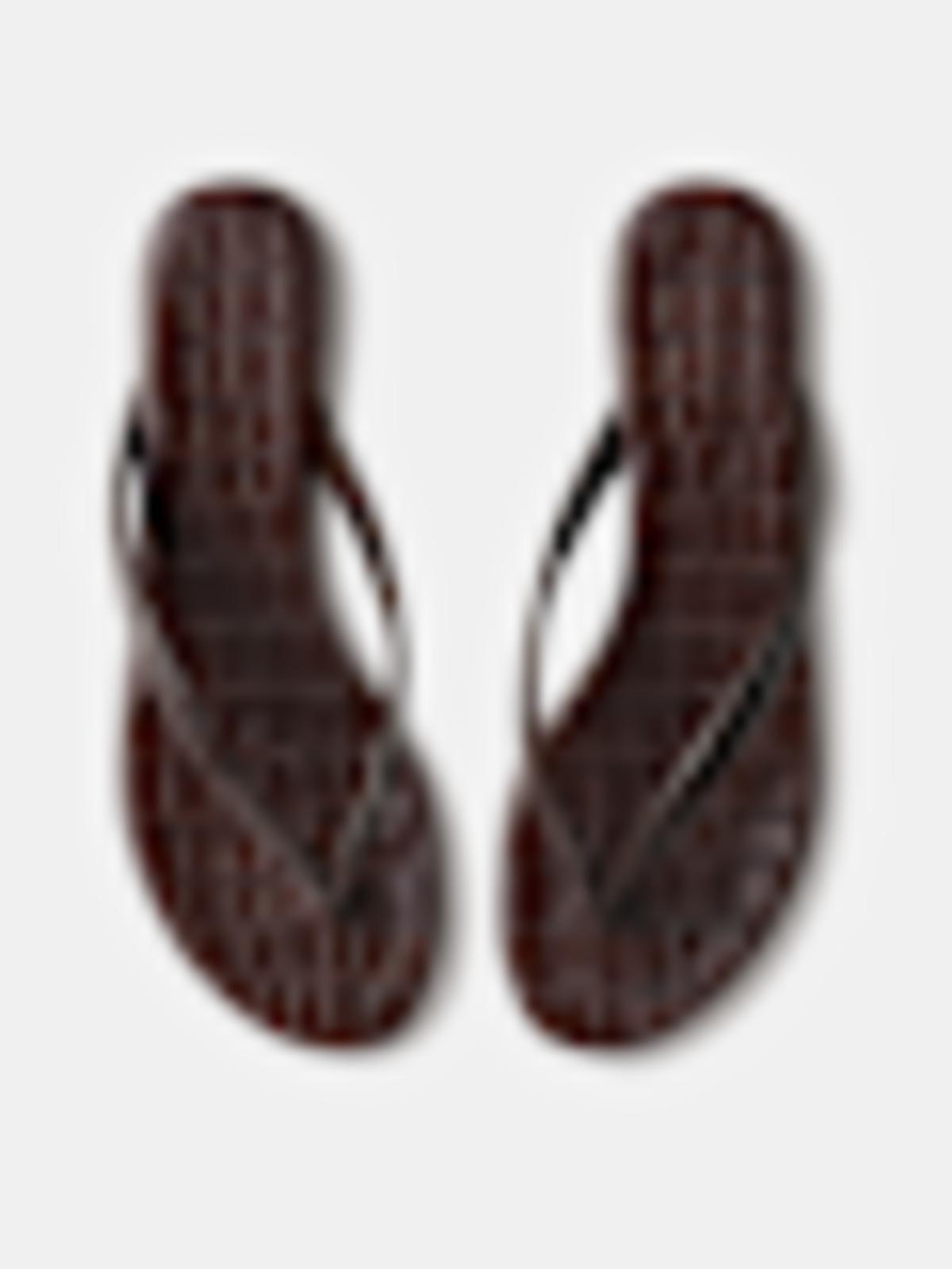Amelia Flat Thong - thumbnail 1