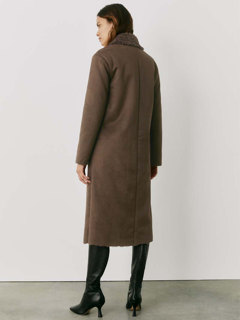 Edythe Coat